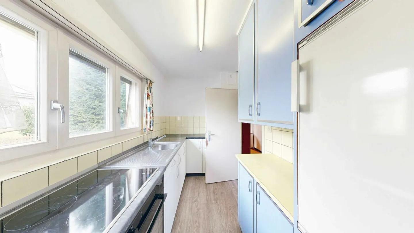 Freistehendes Einfamilienhaus mit Potenzial - Foto 6 di 11