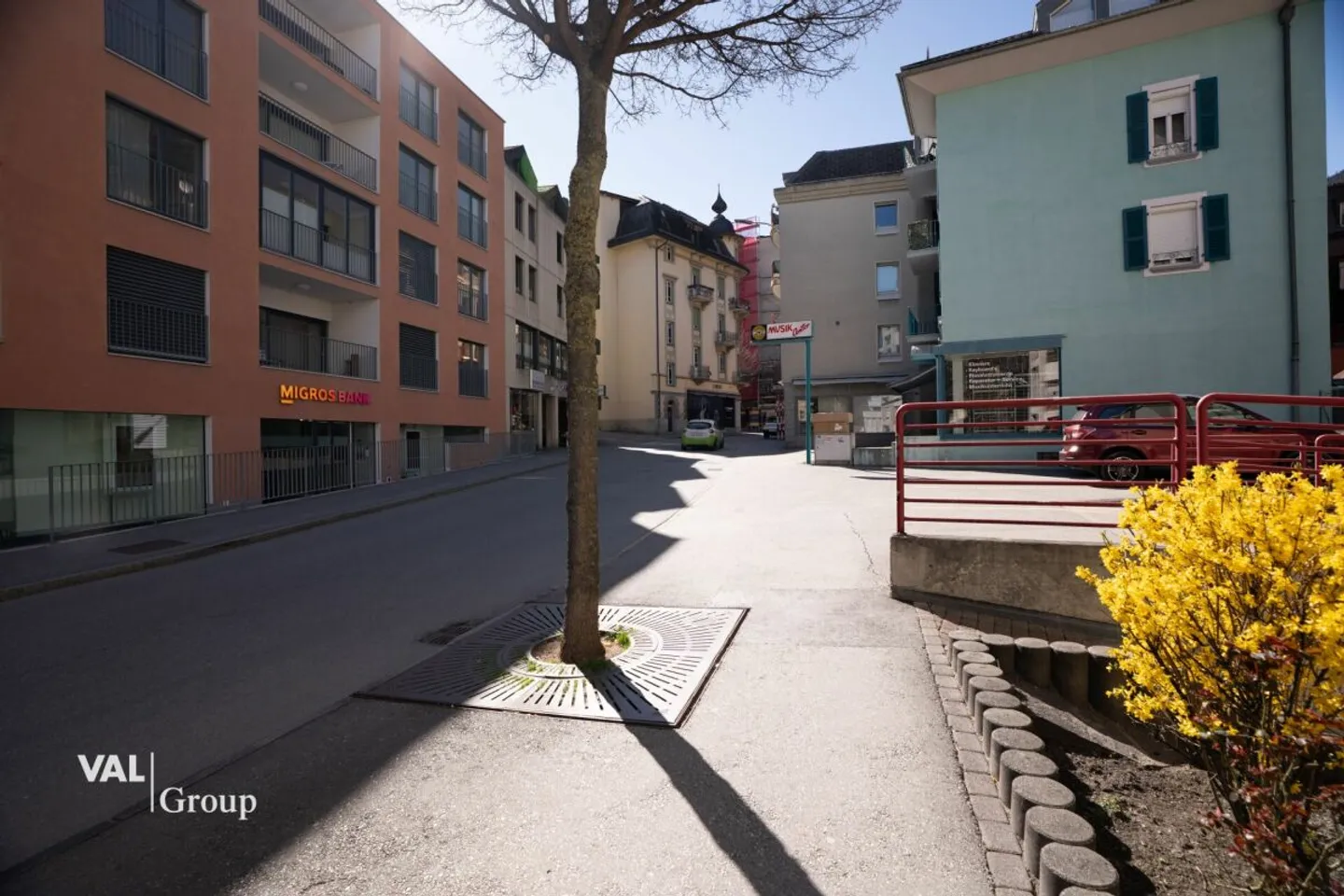 Spazio pubblicitario in posizione centrale a Brig in affitto - Foto 4 di 6