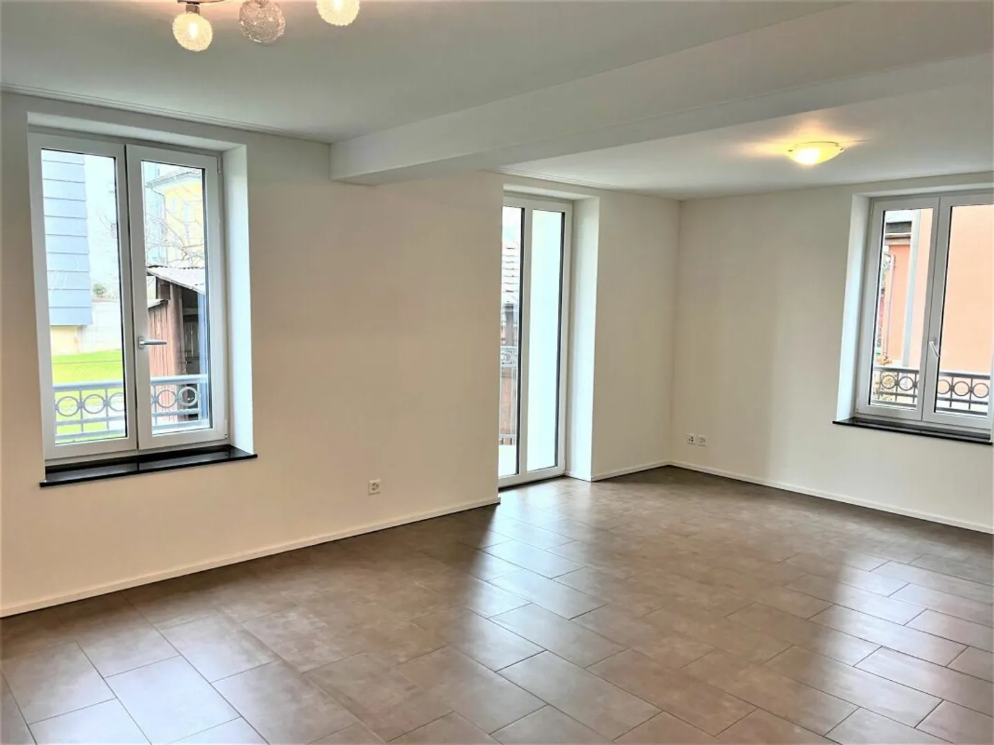 Charming 2.5 room apartment in stylish city villa - Photo 5 of 6