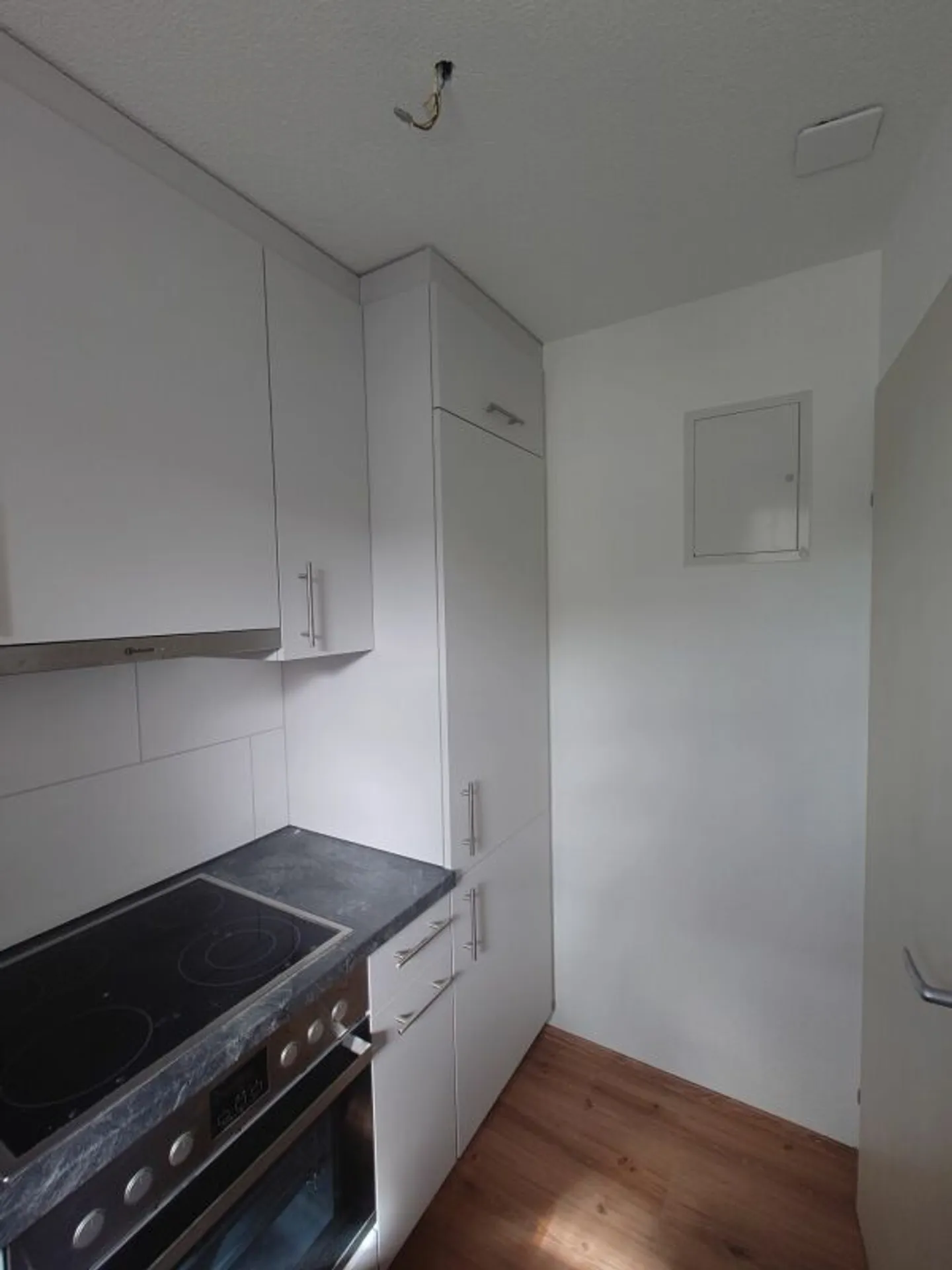 Spacieux appartement en duplex de 2 pièces à Volketswil - Photo 5 sur 9