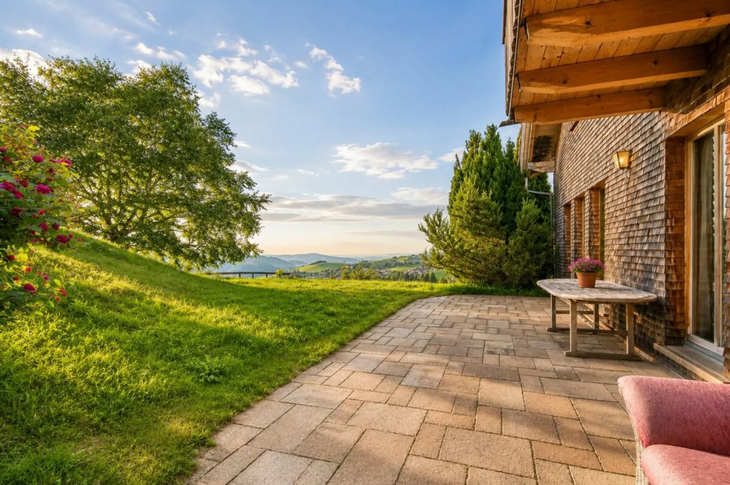 Maison en bois massif unique provenant du bois de lune - vivre sainement avec vue sur la montagne et de nombreuses possibilités d'utilisation - Photo 9 sur 13
