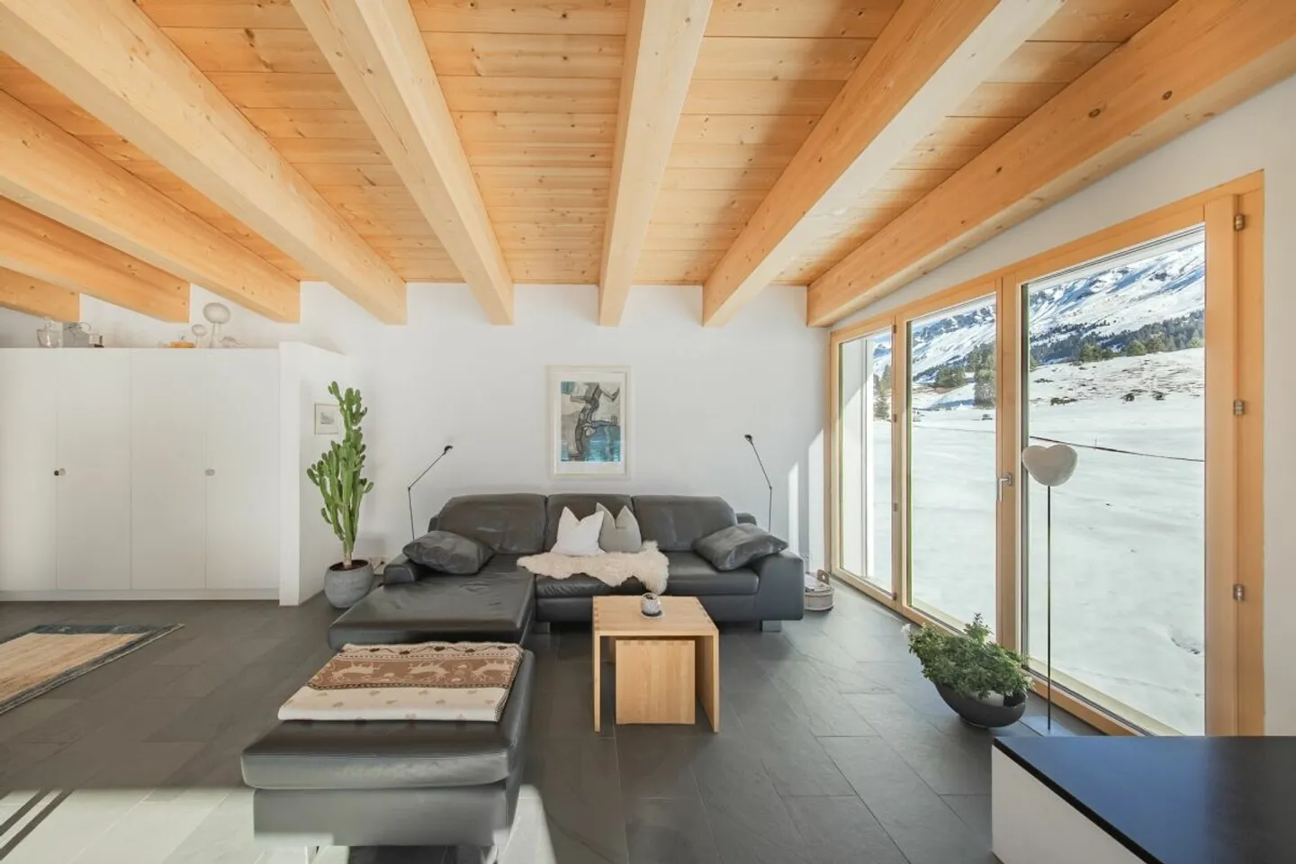 A home that perfectly combines tranquility and comfort - 3.5-room apartment for sale - Photo 2 of 9