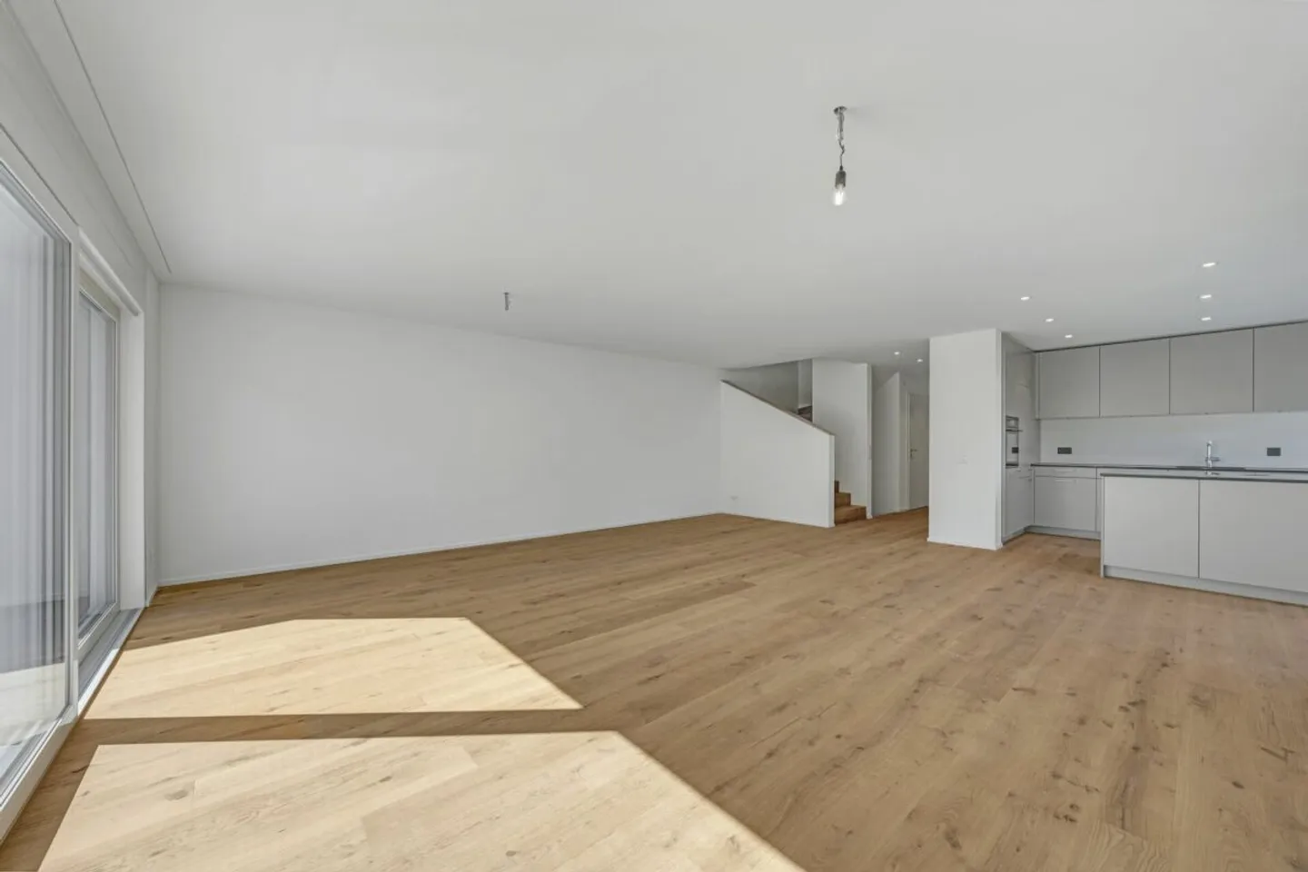 Casa semi-indipendente moderna con vista - Foto 3 di 13