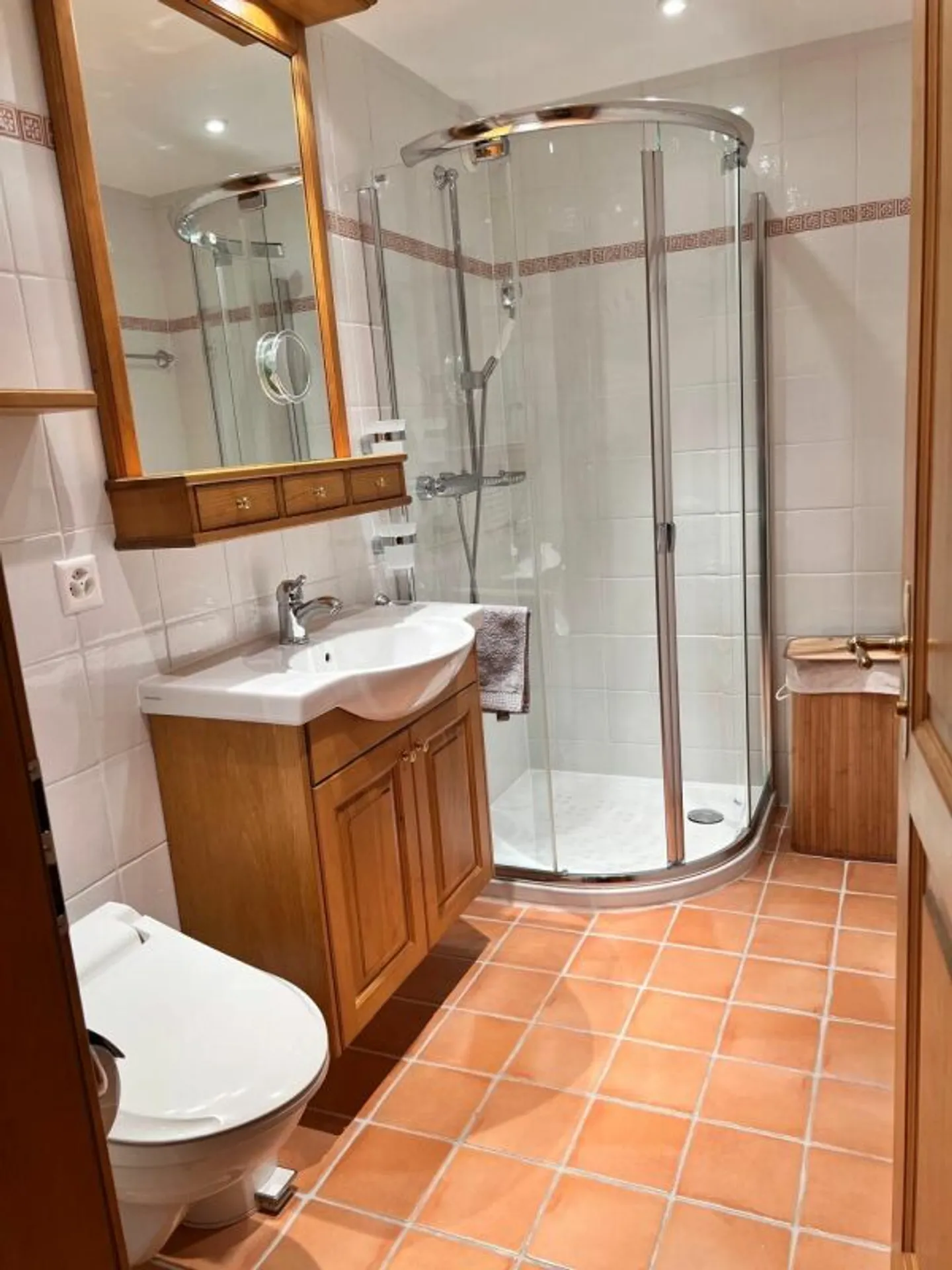 Appartamento di 5,5 locali con magnifico balcone-terrazza di 80 m2 - Foto 13 di 13