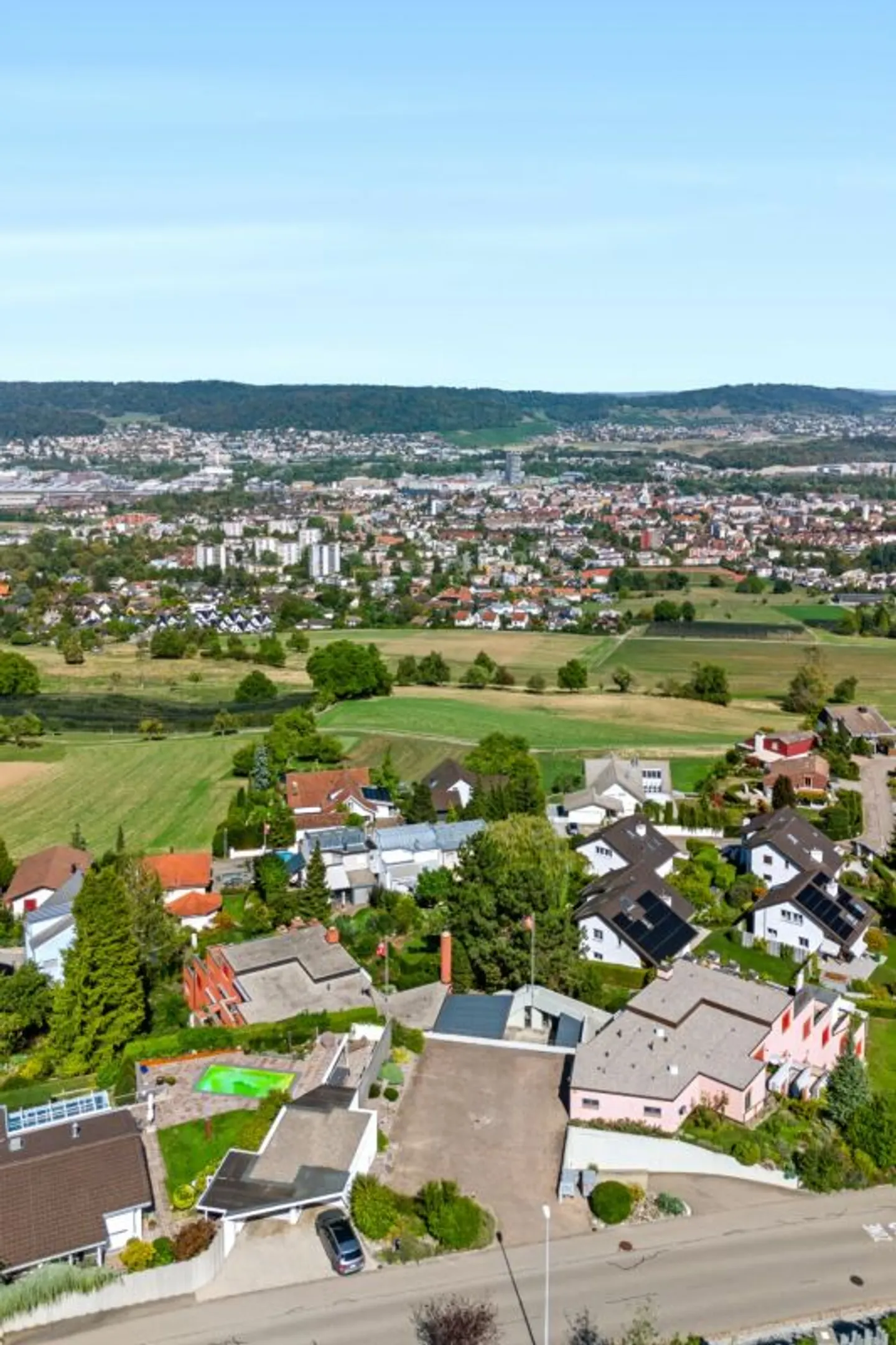 Exklusives 6½-Zimmer-Einfamilienhaus inklusive Einliegerwohnung - Foto 13 di 13