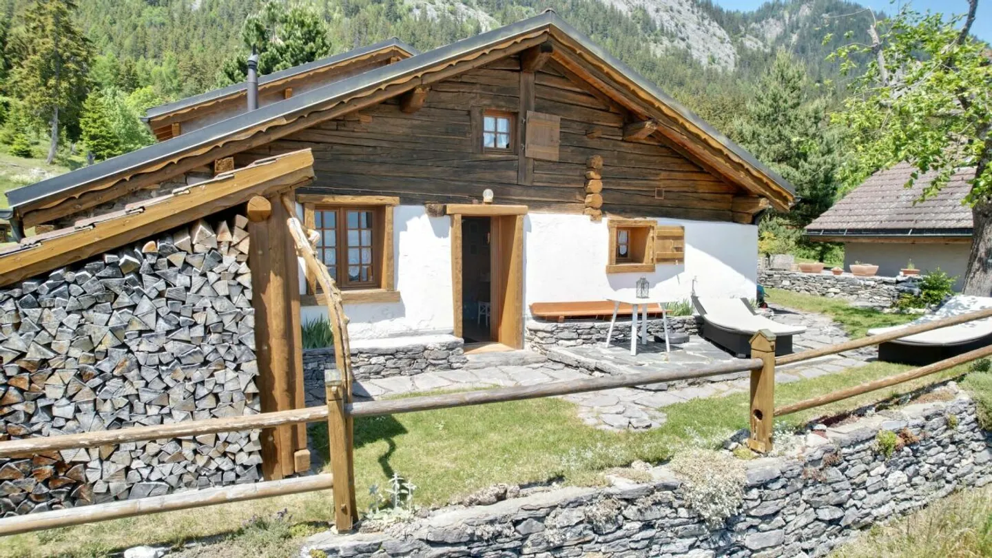 Chalet Authentique en Nature - Photo 2 sur 13