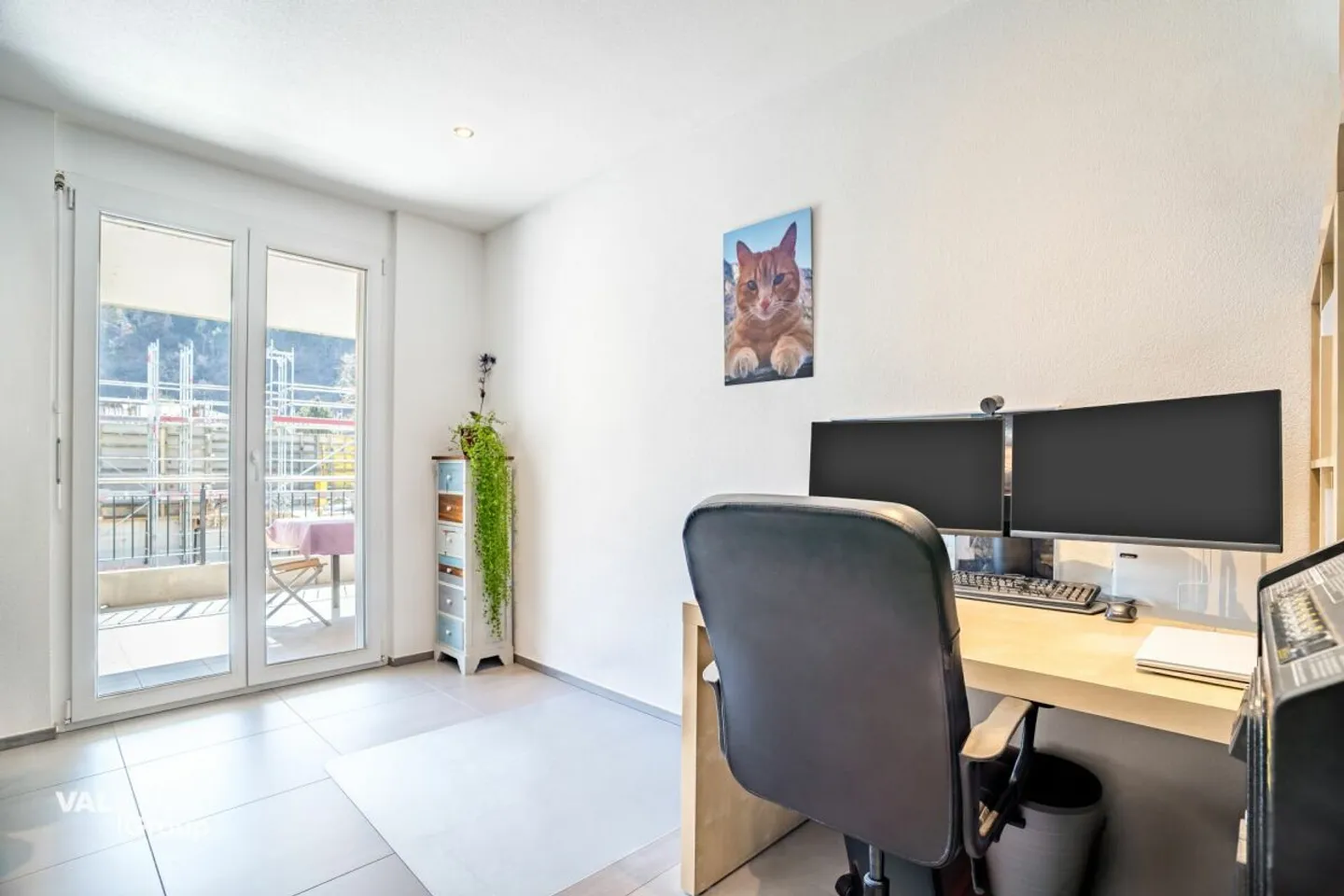 Appartamento moderno di 3,5 locali con balcone eccezionalmente grande e comfort abitativo di alto livello - Foto 7 di 13