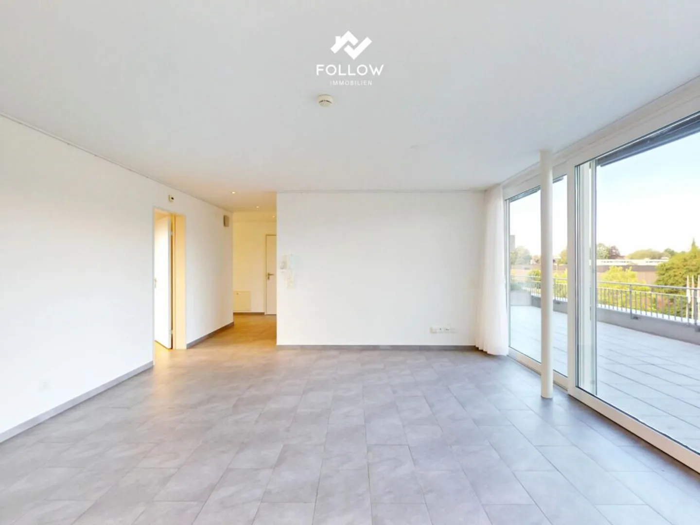 Altersgerechte und barrierefreie 3,5 Zimmer Attikawohnung mit gehobenem Ausbaustandart und Sicht auf Jura und Emme - Foto 3 von 12