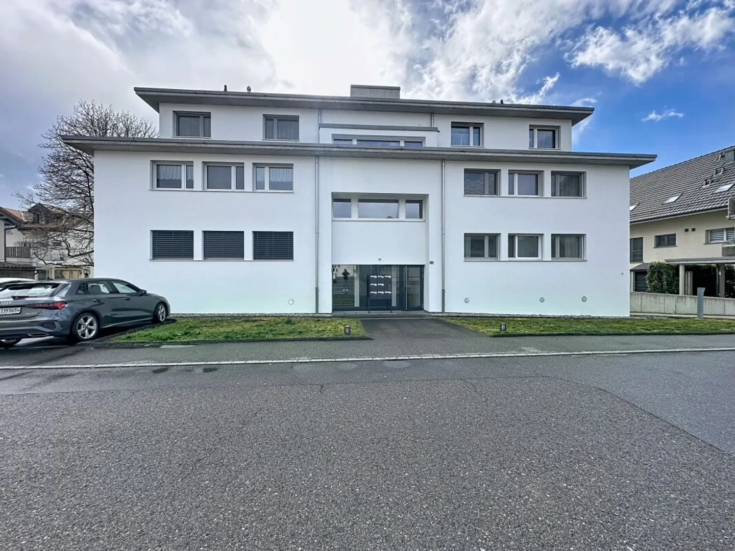 3,5-ZIMMER-WOHNUNG MIT TERRASSE UND GARTEN - Foto 2 von 13