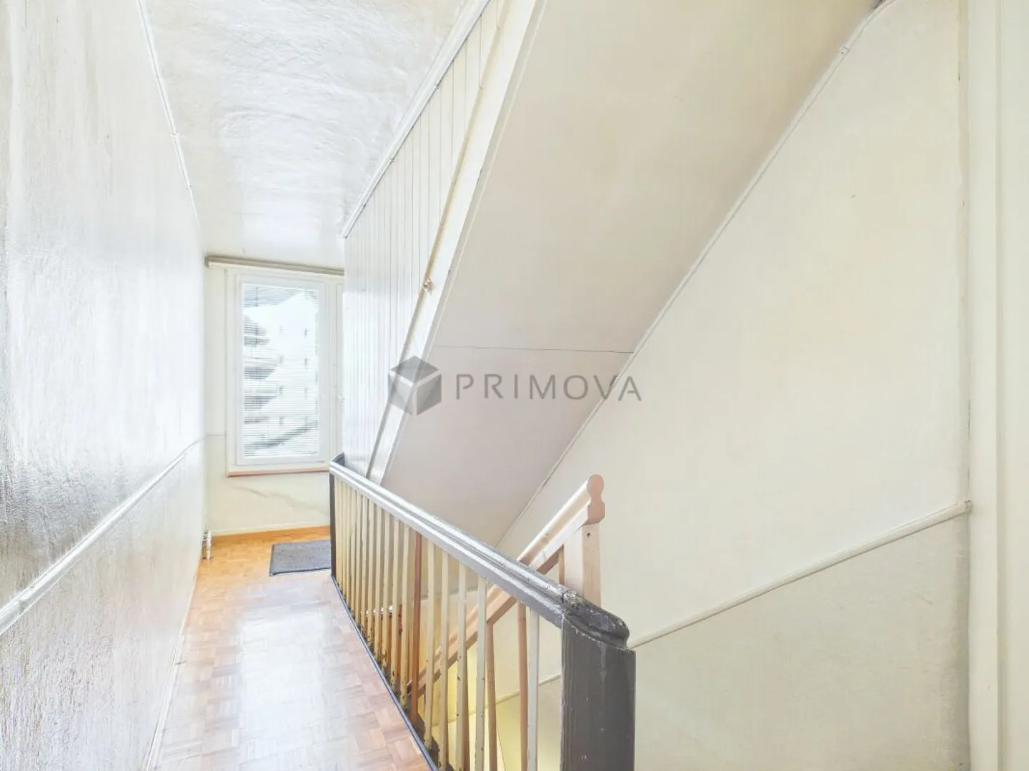 Residential and commercial building with development potential in Walenstadt - Photo 6 of 11