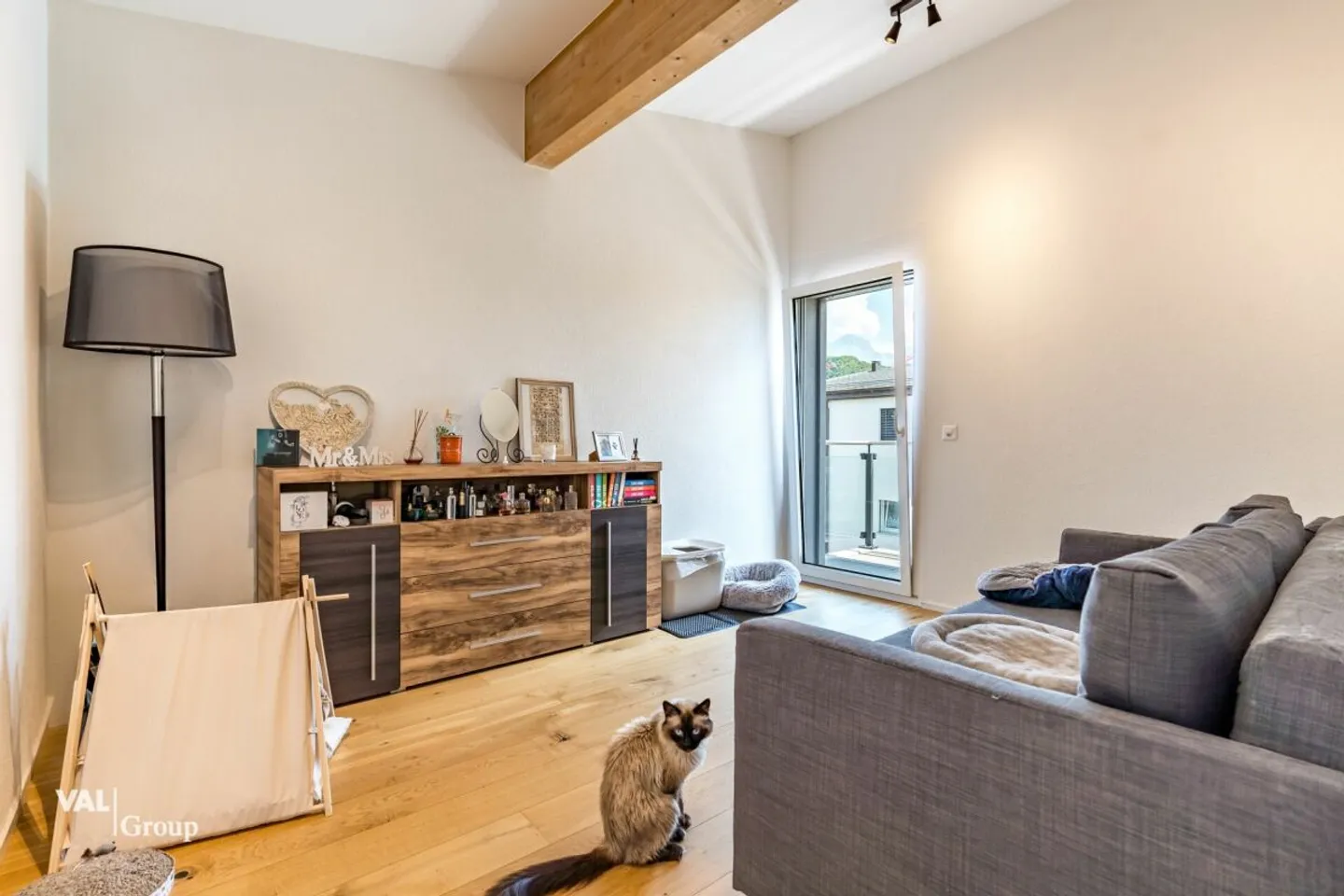 Wunderschönes Duplex mit 4,5 Zimmern, Garten, Terrassen und inkludiertem Tiefgaragenstellplatz - Foto 9 von 13