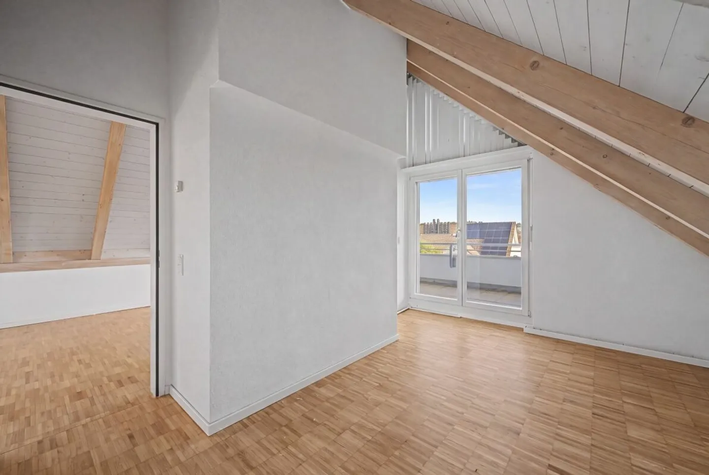 Cozy 2.5-room apartment in a green environment - Photo 5 of 12