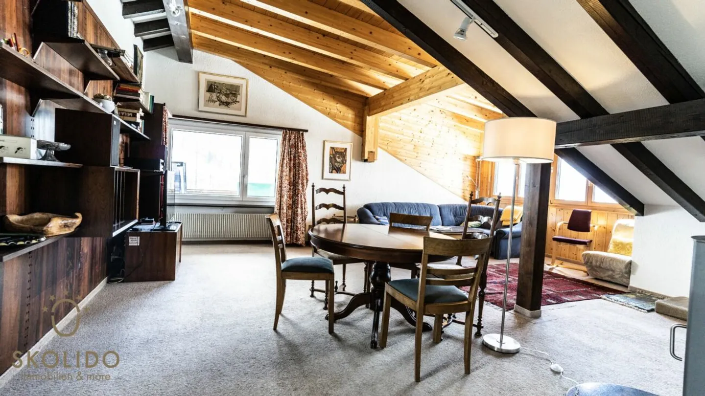 Spacious 3.5-room penthouse with panoramic view - Photo 3 of 13