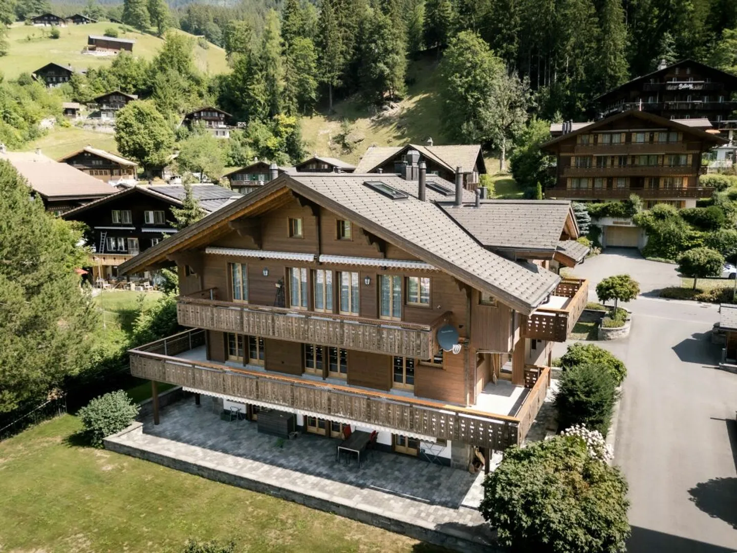 The exclusive 5.5-room apartment with gallery, Chalet Silberblume - Photo 1 of 13