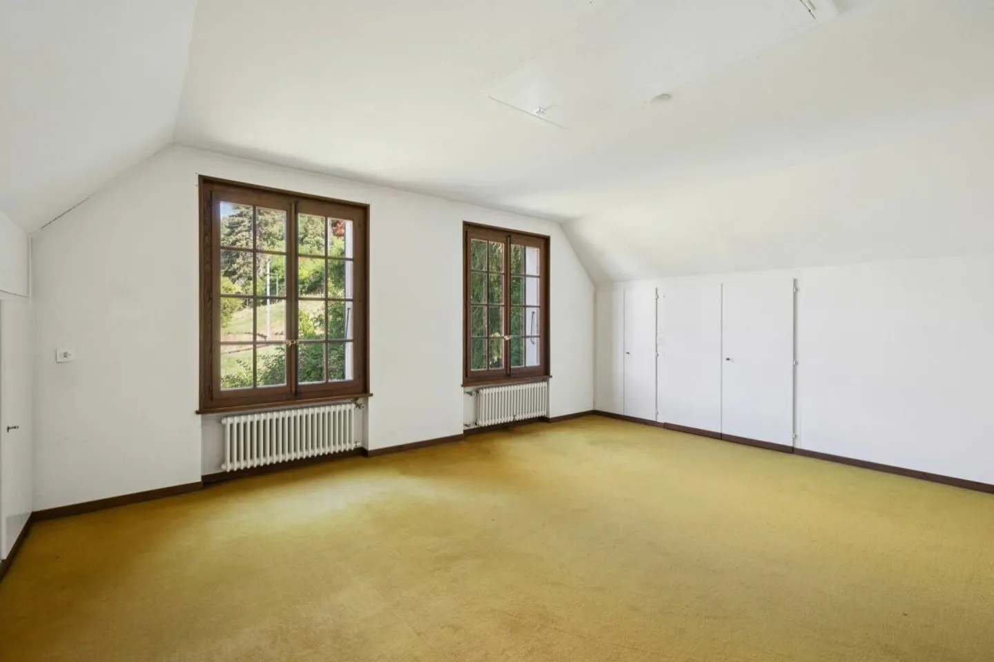 5-Zimmer Einfamilienhaus auf grosser Parzelle in Blonay VD mit See- und Bergsicht - Foto 11 von 13