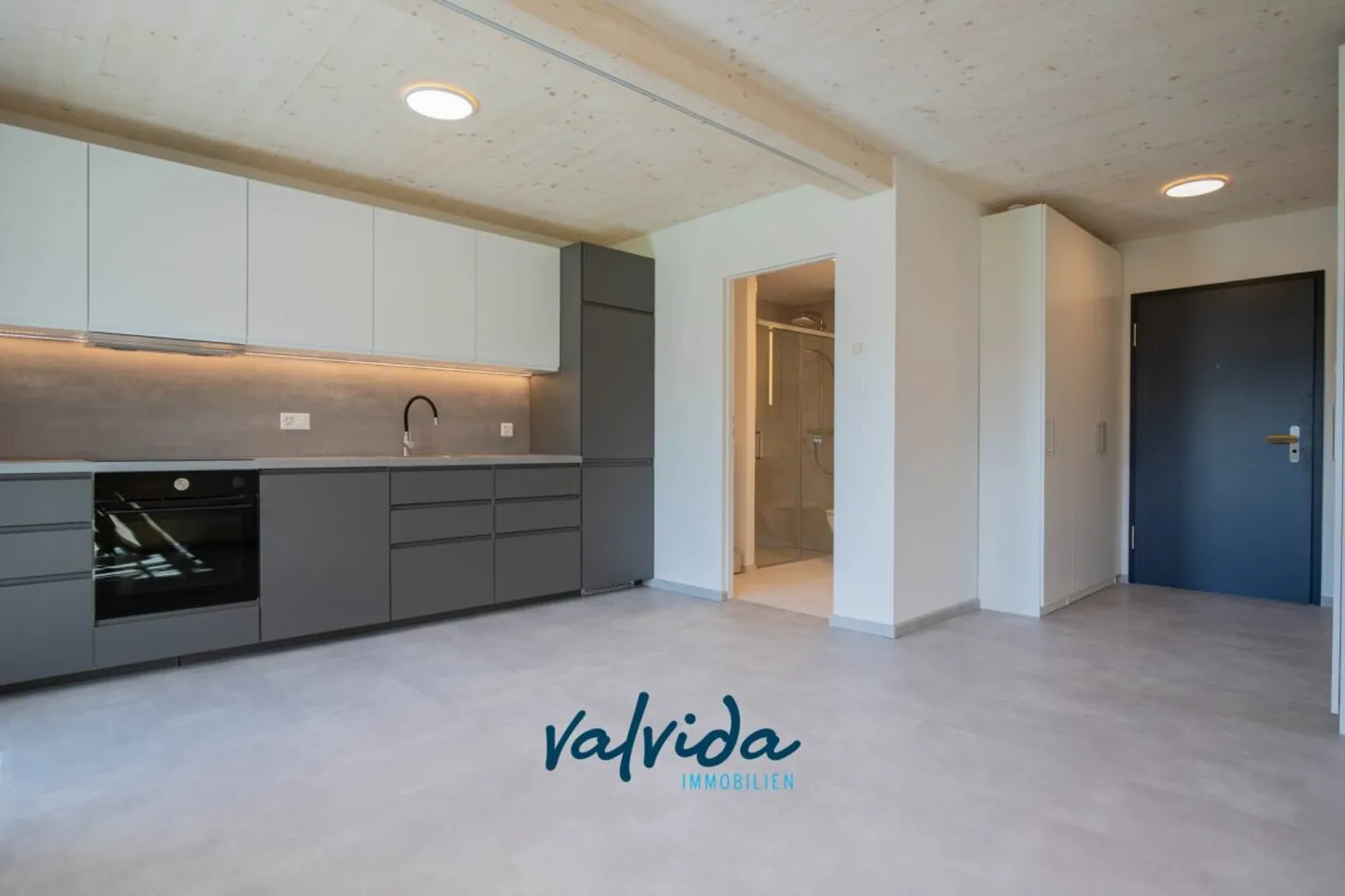 Moderne 1.5-Zimmerwohnung in Gampel zu vermieten - Foto 4 di 8