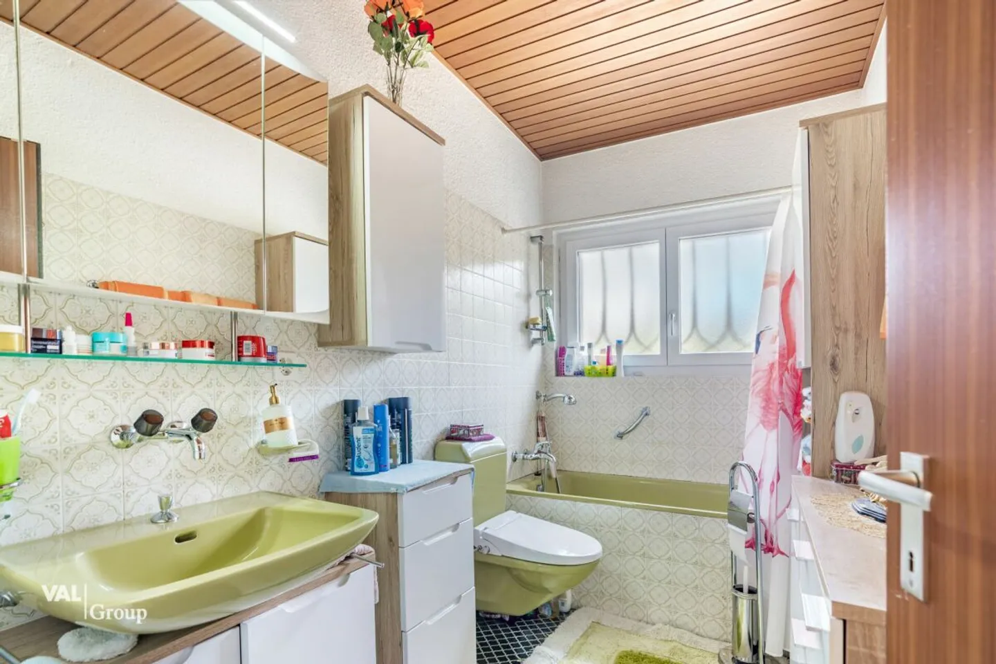 A Home to Feel Good - with Conservatory, Sunny Outdoor Seating Area and Building Plot - Photo 12 of 13