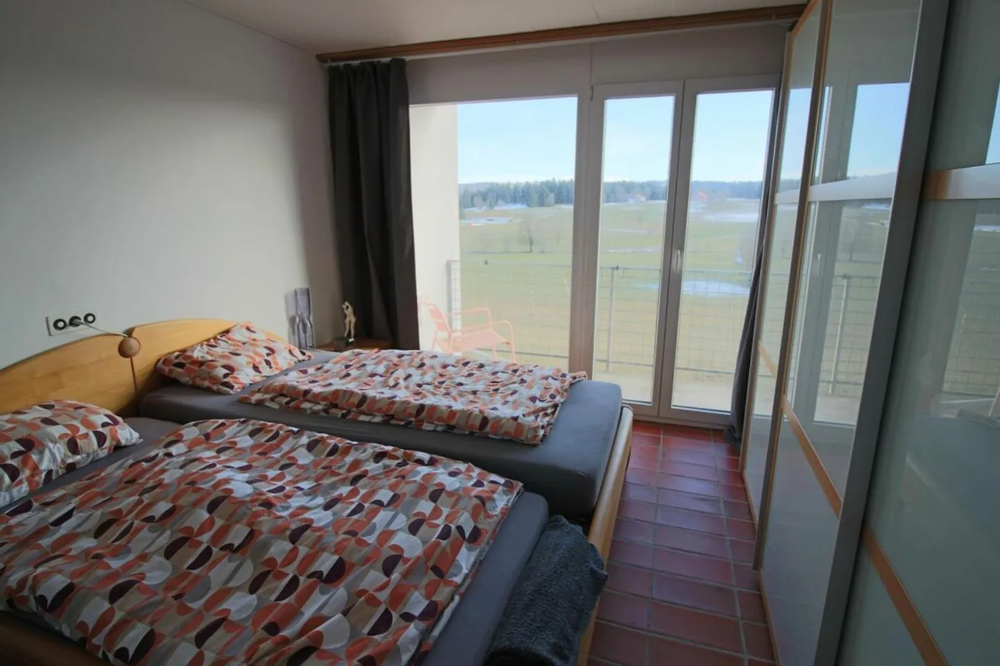 Individual Villa with 7 Rooms in the Woods - Photo 4 of 10