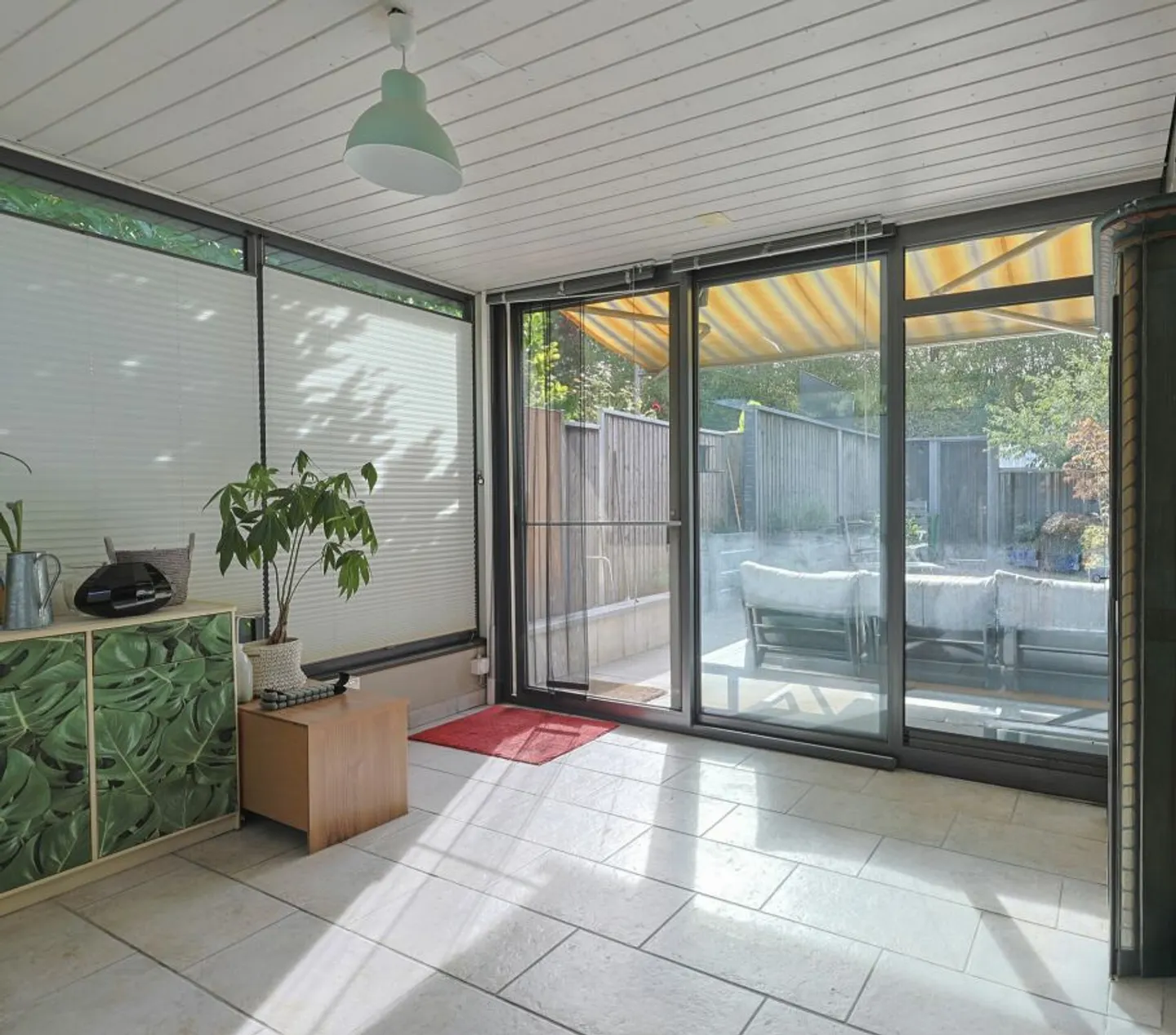 Maison individuelle jumelée spacieuse - Photo 4 sur 12
