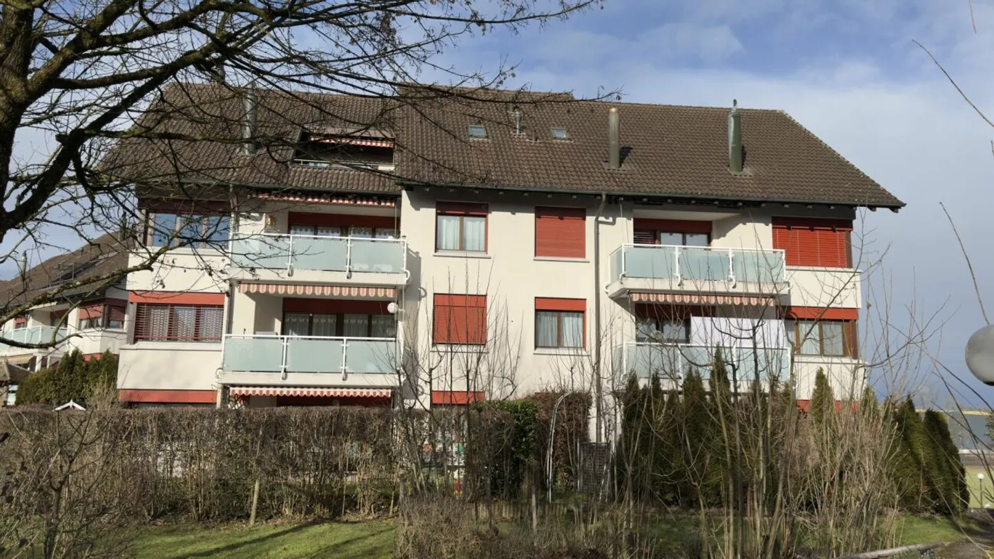 Ampio appartamento mansardato con vista - Foto 1 di 13