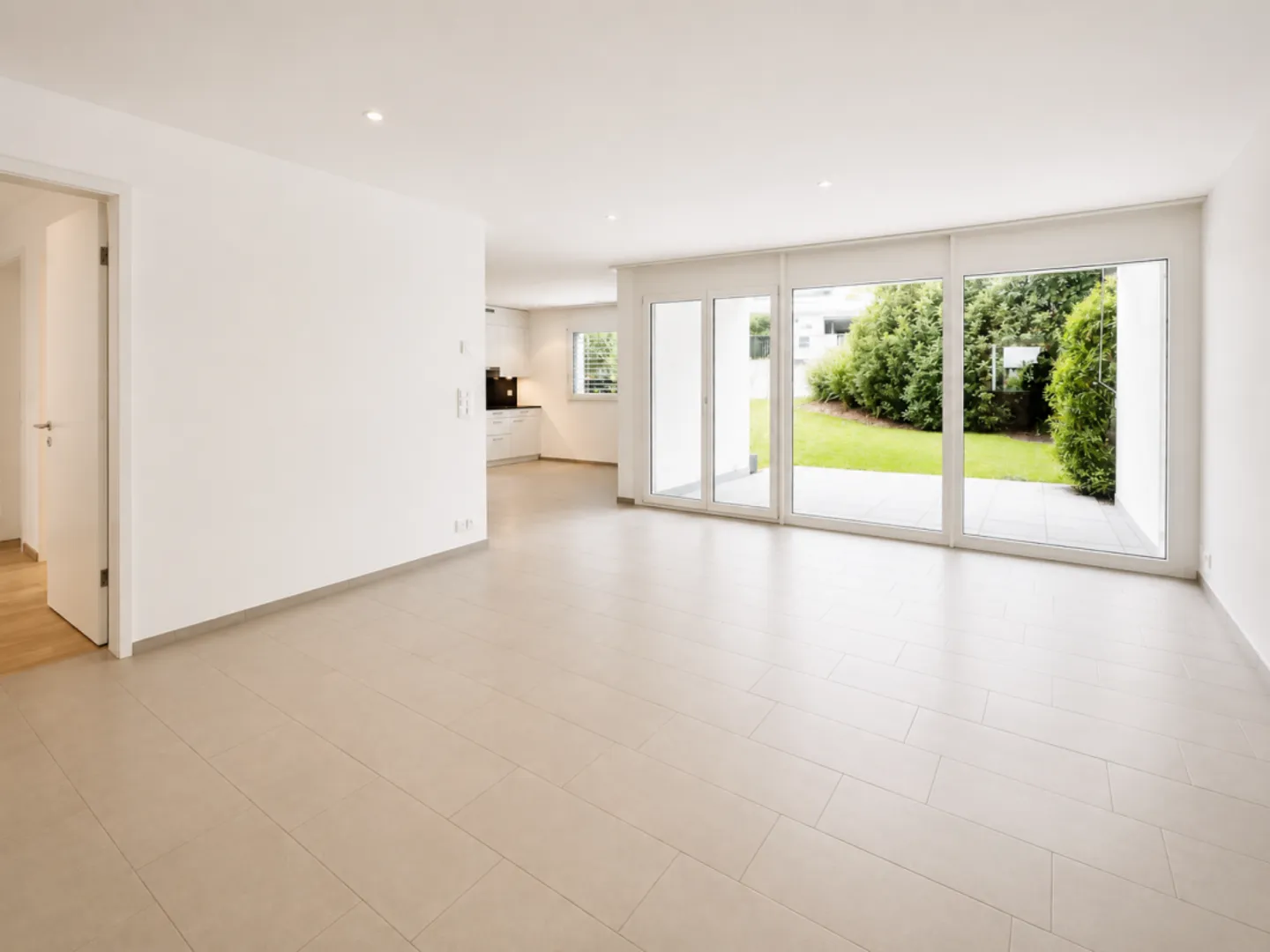 Appartamento giardino 3,5 locali a Schübelbach - Foto 3 di 9