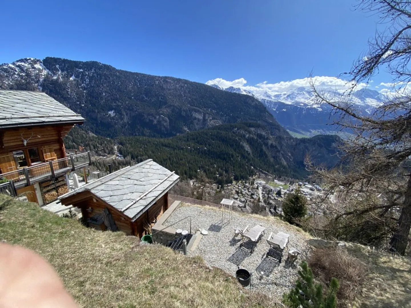 Propriété de qualité avec vue spectaculaire - Photo 1 sur 13