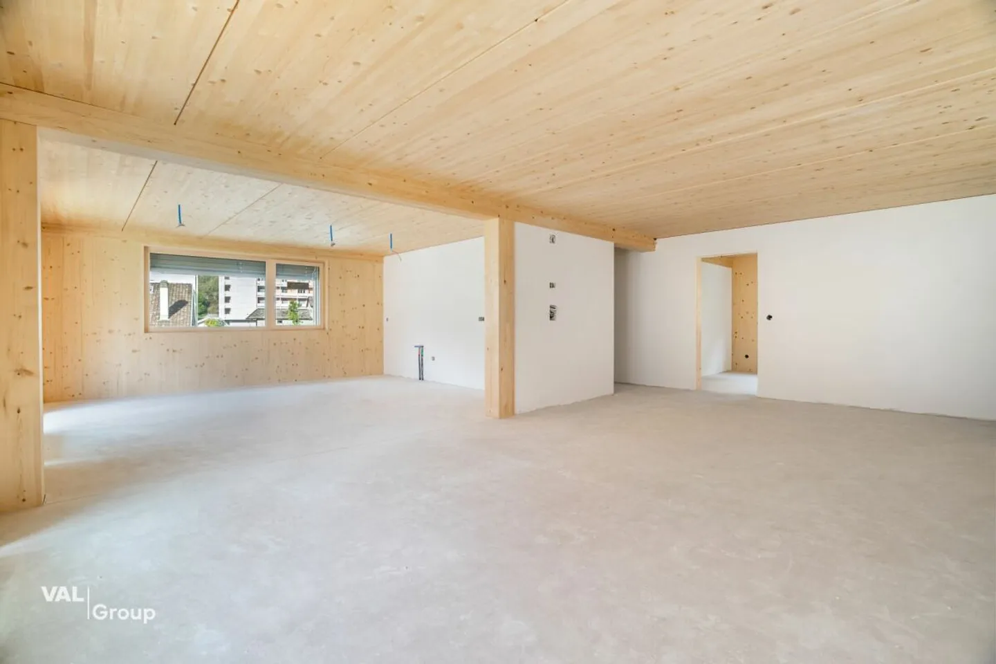 Extraordinary 5.5-room penthouse apartment in Steg - Photo 4 of 13
