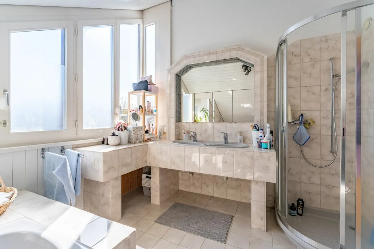 3.5-Zimmer Hausteil mit hübschem Garten an der Landwirtschaftszone - Photo 7 of 13