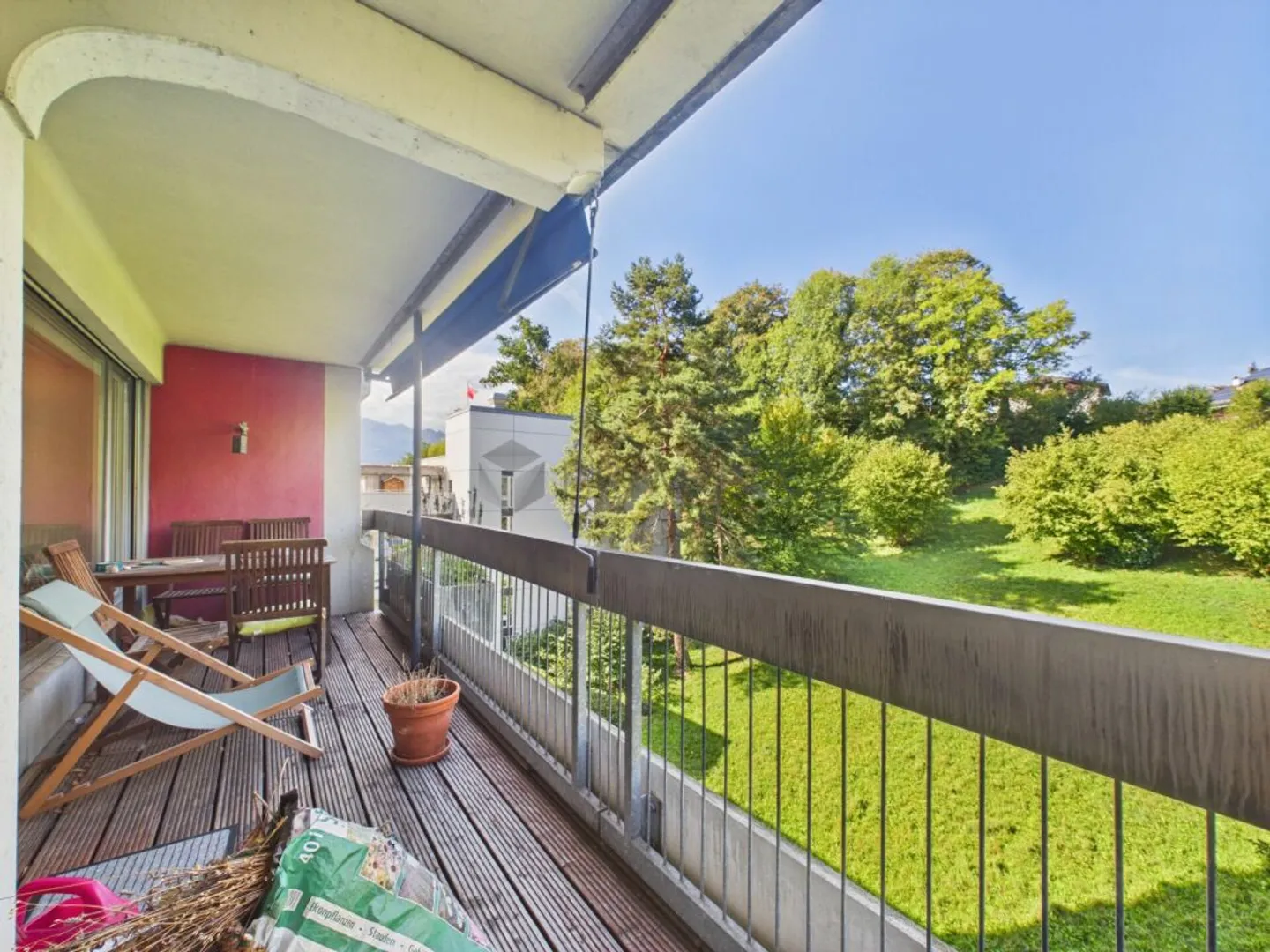 Spacious Apartment with Scenic Views - Photo 8 of 9
