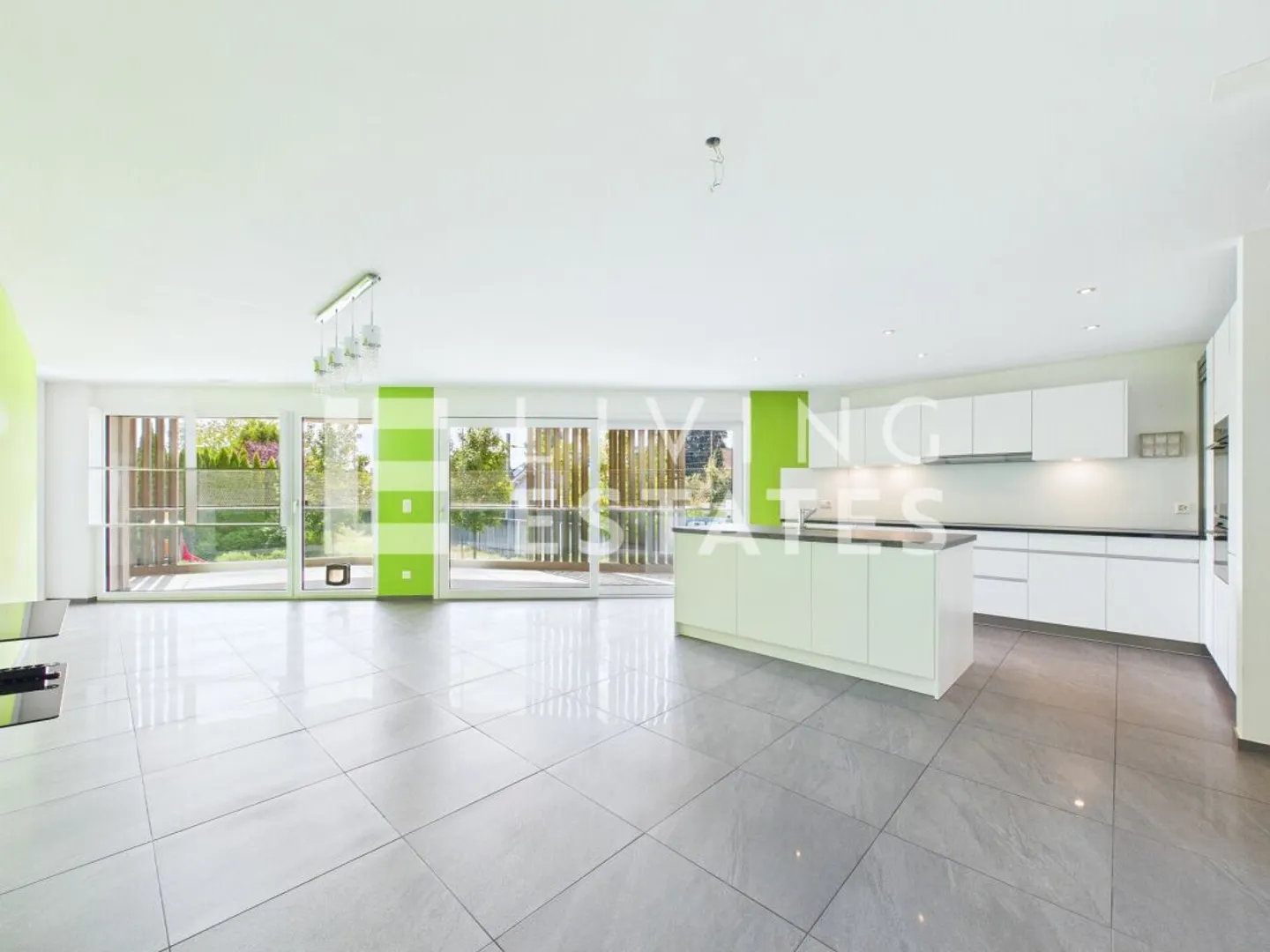 EIN ZUHAUSE MIT RAUM FÜR DAS BESONDERE - Photo 7 of 13