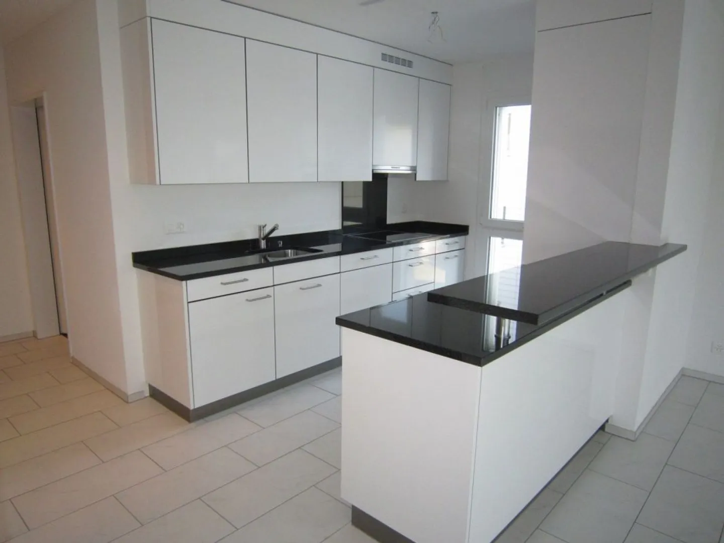 In the heart of Wolfhausen - Photo 5 of 12