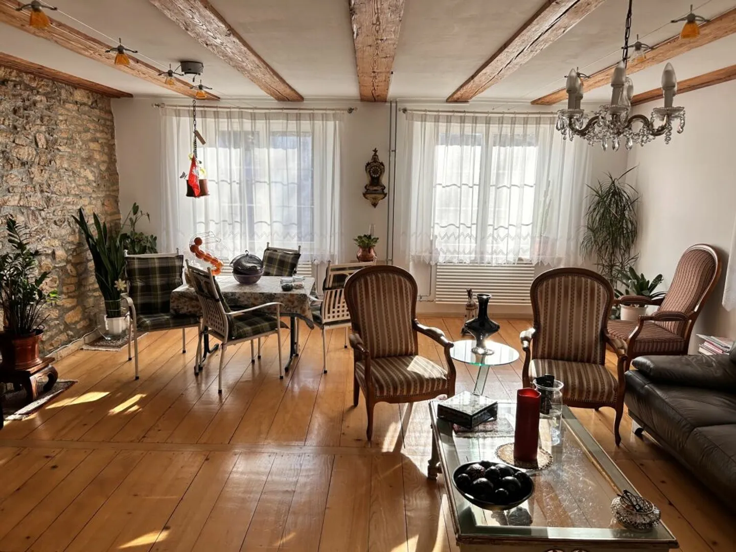 Renoviertes Bauernhaus mit Garten - Foto 1 von 10