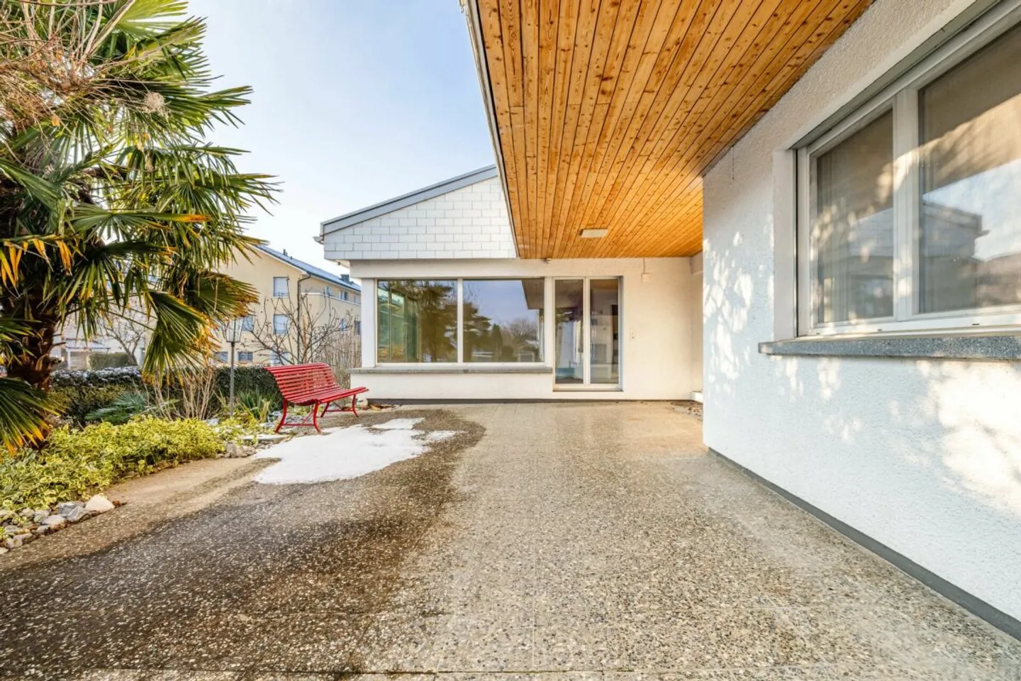 Modern Family Home in Quiet Area - Photo 8 of 13