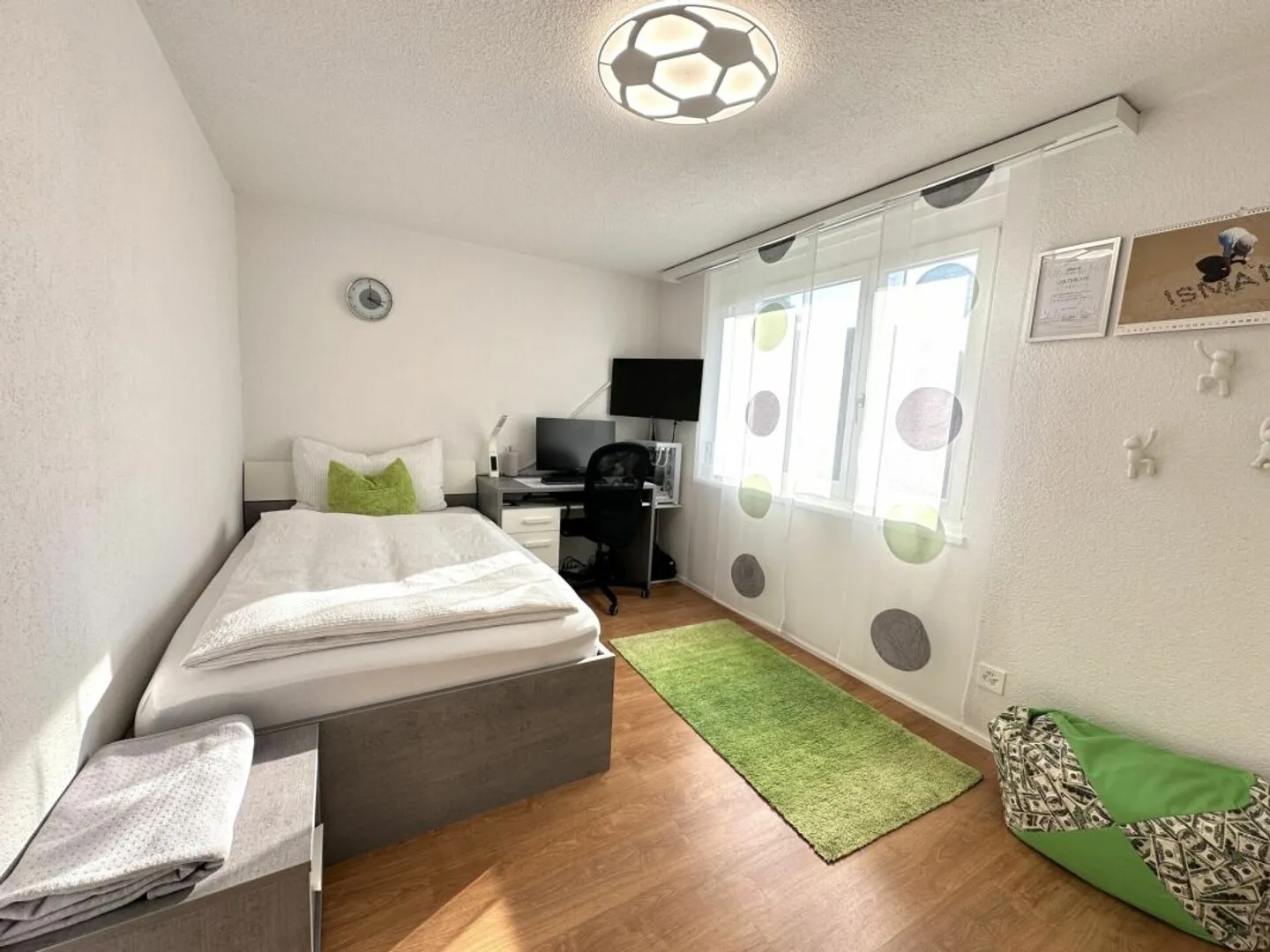 Moderne 4.5 Zimmer Wohnung - Foto 9 von 12