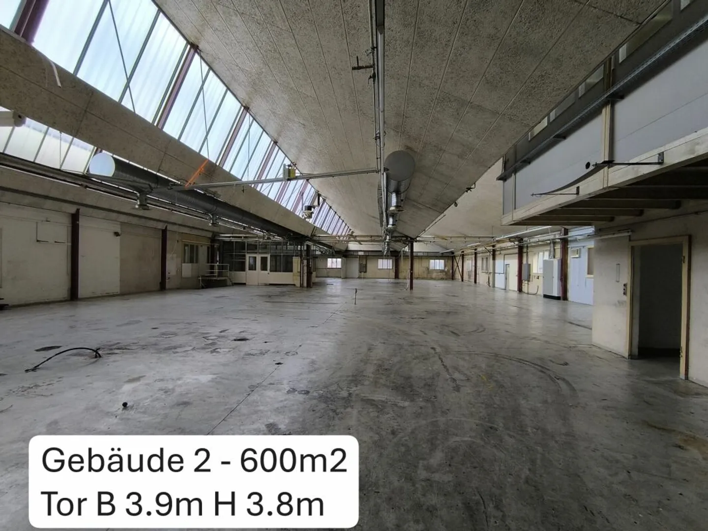 Spazi commerciali flessibili a Matzingen - Foto 4 di 5