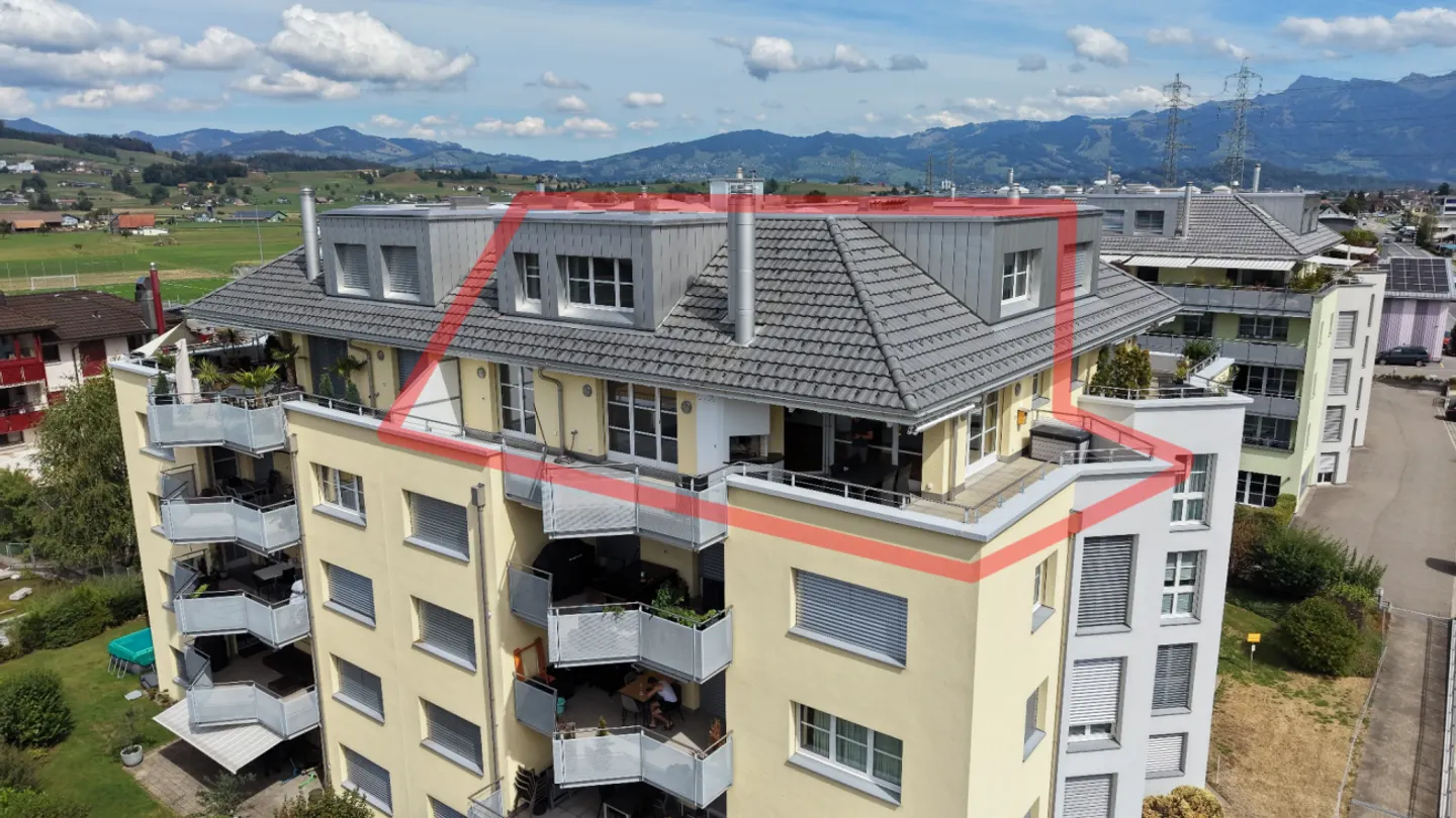 Urban Roof: Geräumige Duplexwohnung in Siebnen - Foto 1 von 12