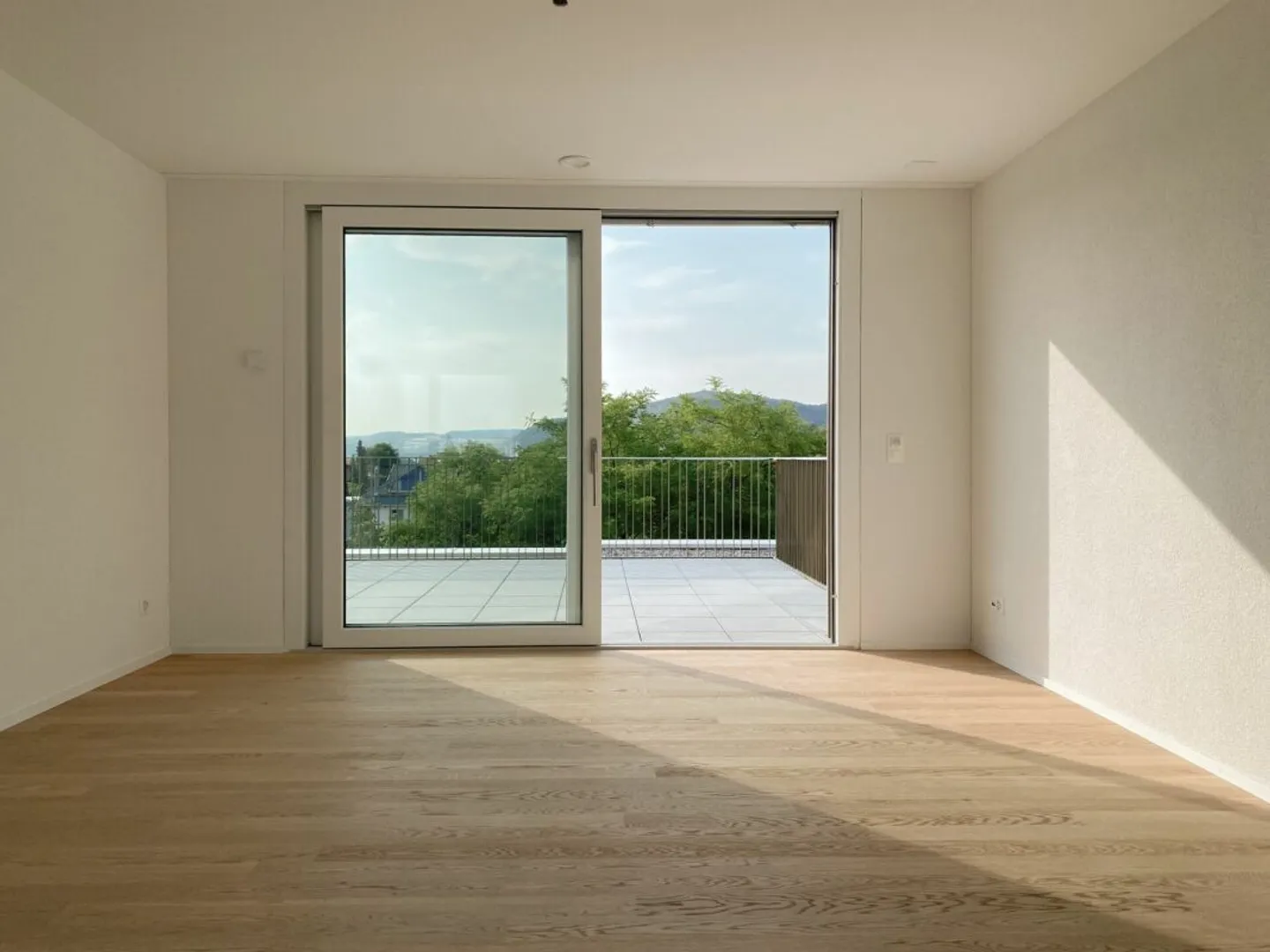 Erstvermietung: Moderne 2.5-Zimmer Attika-Neubauwohnung - Photo 1 sur 8