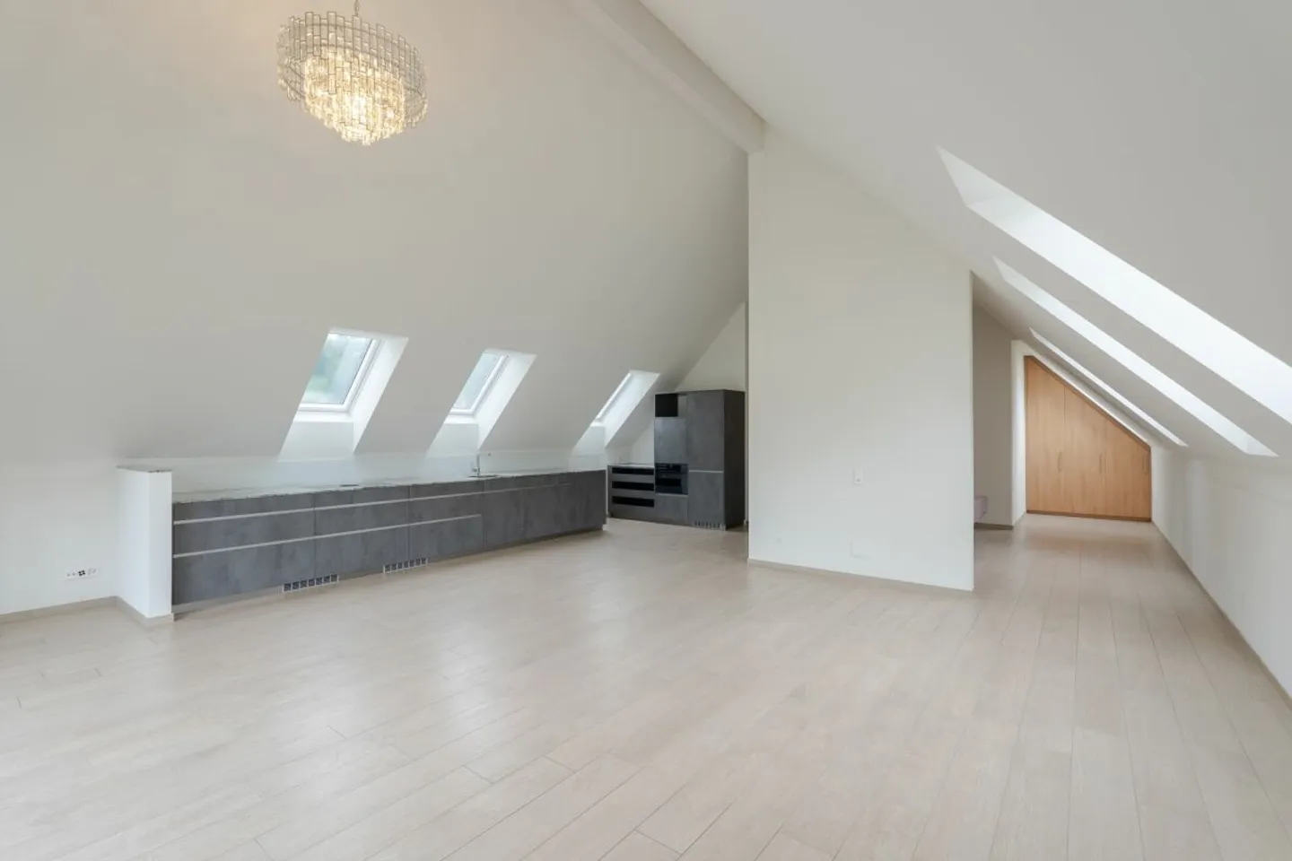 2.5-Zimmer-Dachwohnung im Loft-Style - Photo 7 of 13