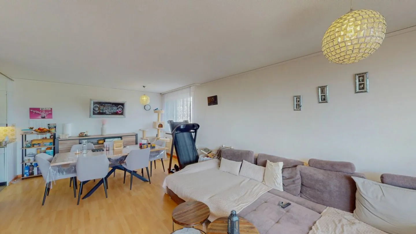 5½ Zimmer Wohnung mit Aussicht an familienfreundlicher Lage - Photo 5 of 13