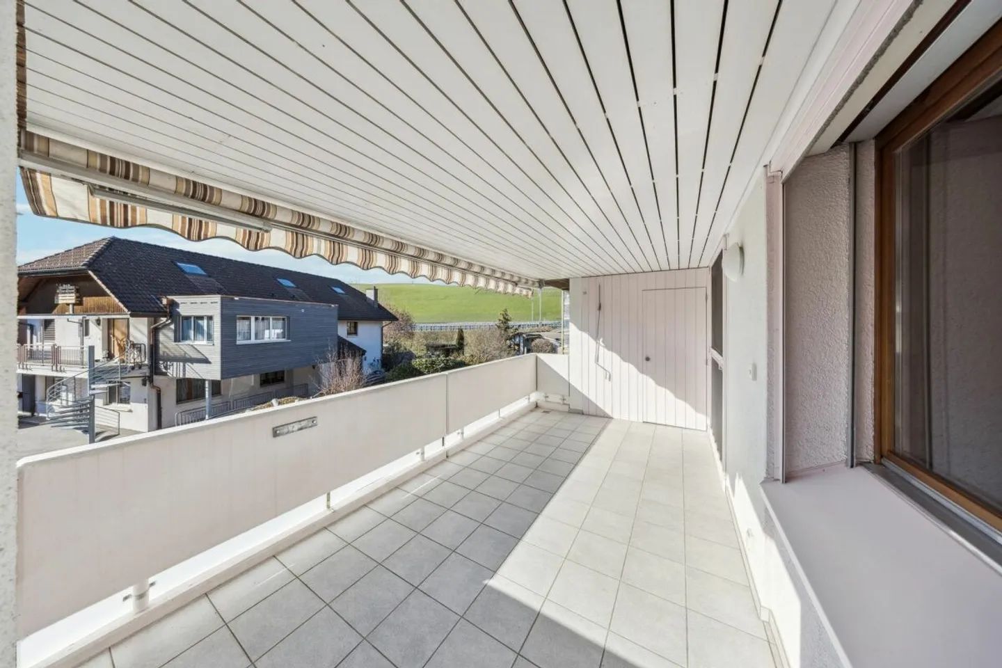 Charming 4.5 Room Apartment - Photo 8 of 9