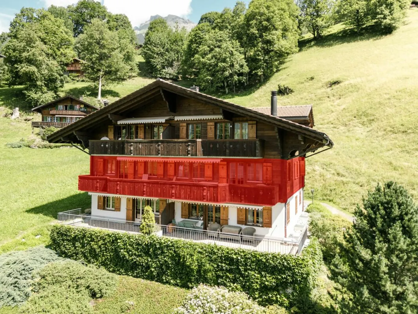 Ampio appartamento di 4,5 stanze nel Chalet Gemel con vista montagna - Foto 2 di 13