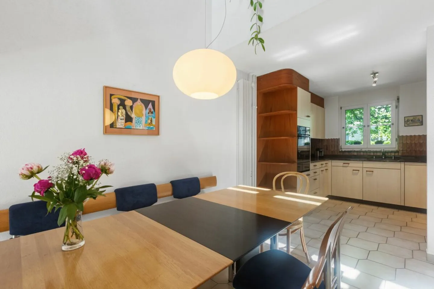 Cozy Row House with Garden and Rooftop Terrace - Photo 6 of 13
