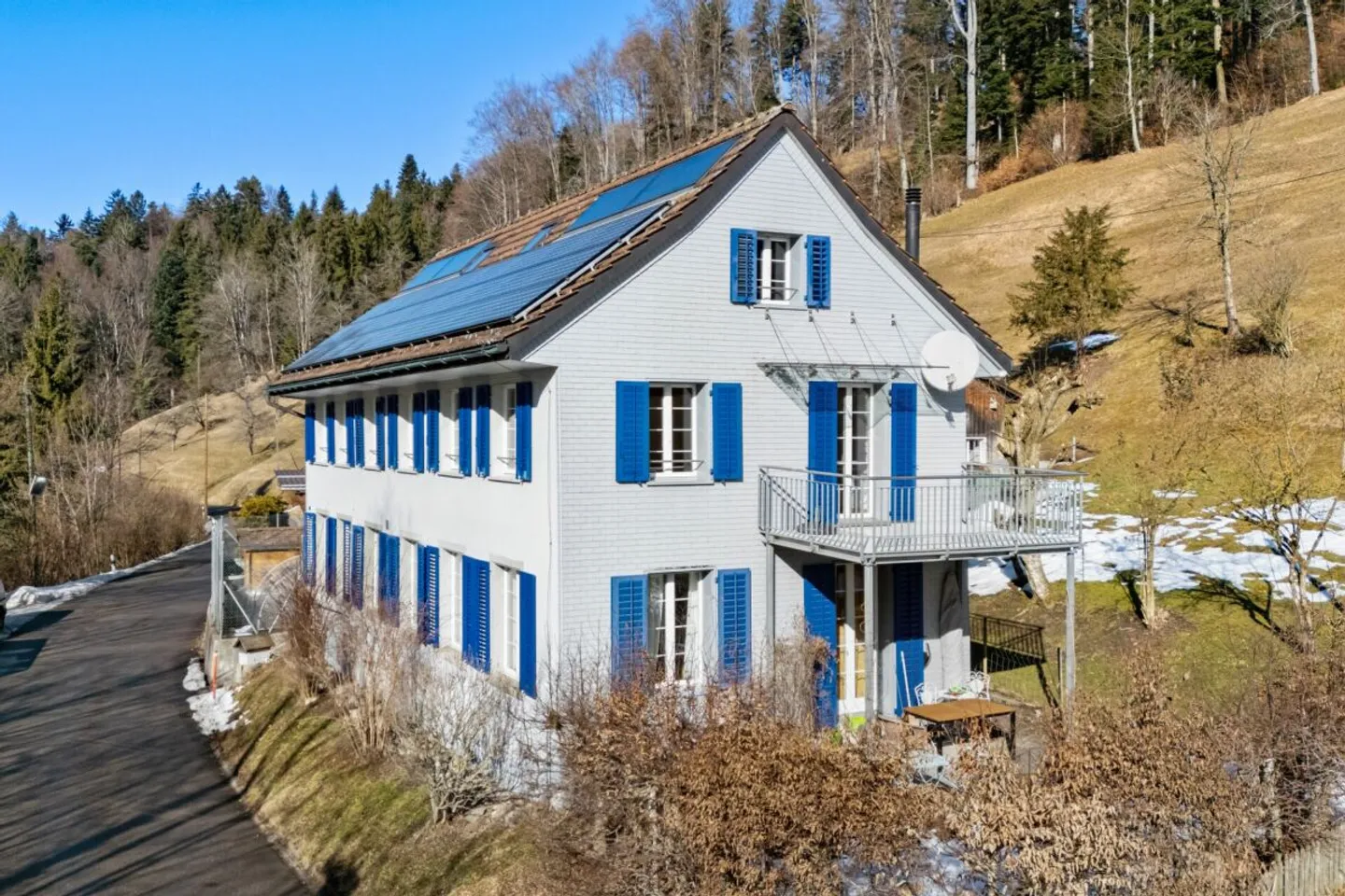 Charme historique, technologie moderne et emplacement proche de la nature ! - Photo 1 sur 13
