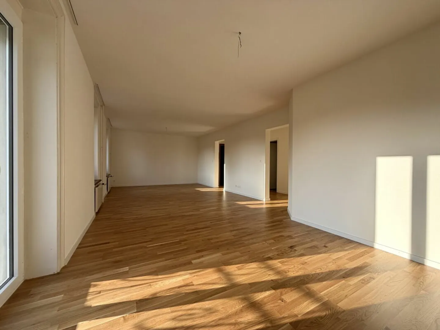 Helle & moderne 3.5 Zi.-Wohnung im Zentrum - Photo 3 sur 11