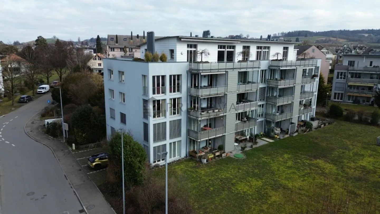 Spacious living near lake & old town - 5.5 room condominium in Murten - Photo 12 of 12