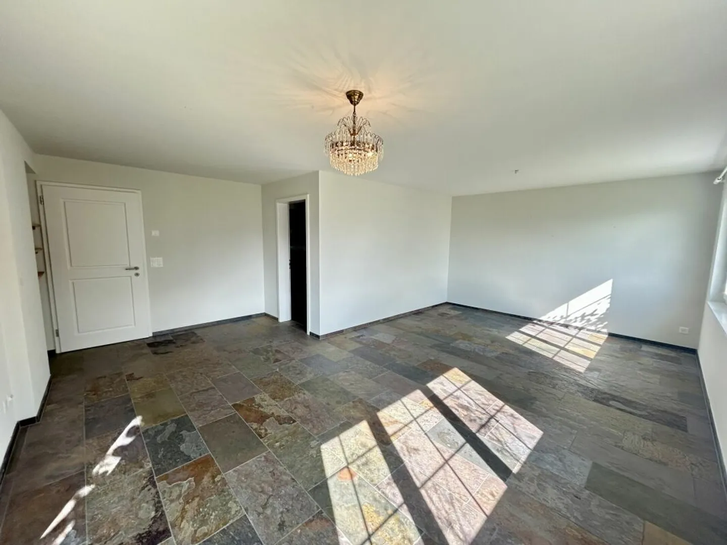 Historical Mountain House with Modern Interior in a Quiet Panoramic Location - Photo 11 of 13