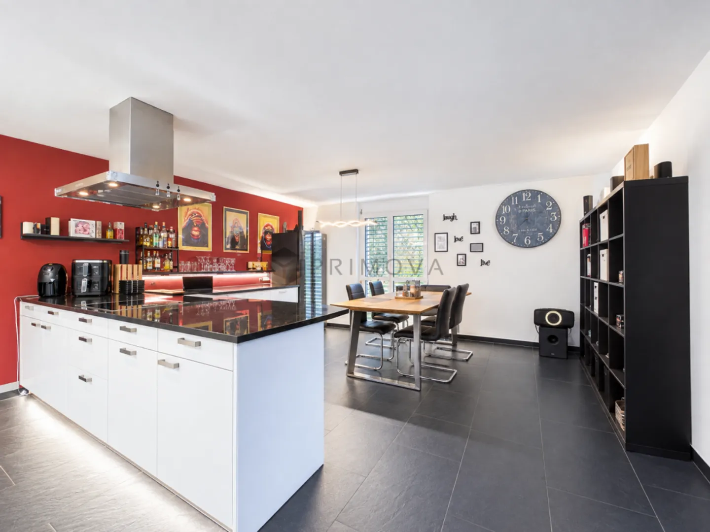 Vie ensoleillée avec vue et terrasse privée de 50m² - Photo 4 sur 13
