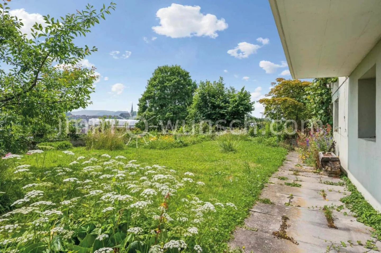 Die Gelegenheit: 6-Zi. Einfamilienhaus (BEFRISTET) zu vermieten - Photo 3 of 13