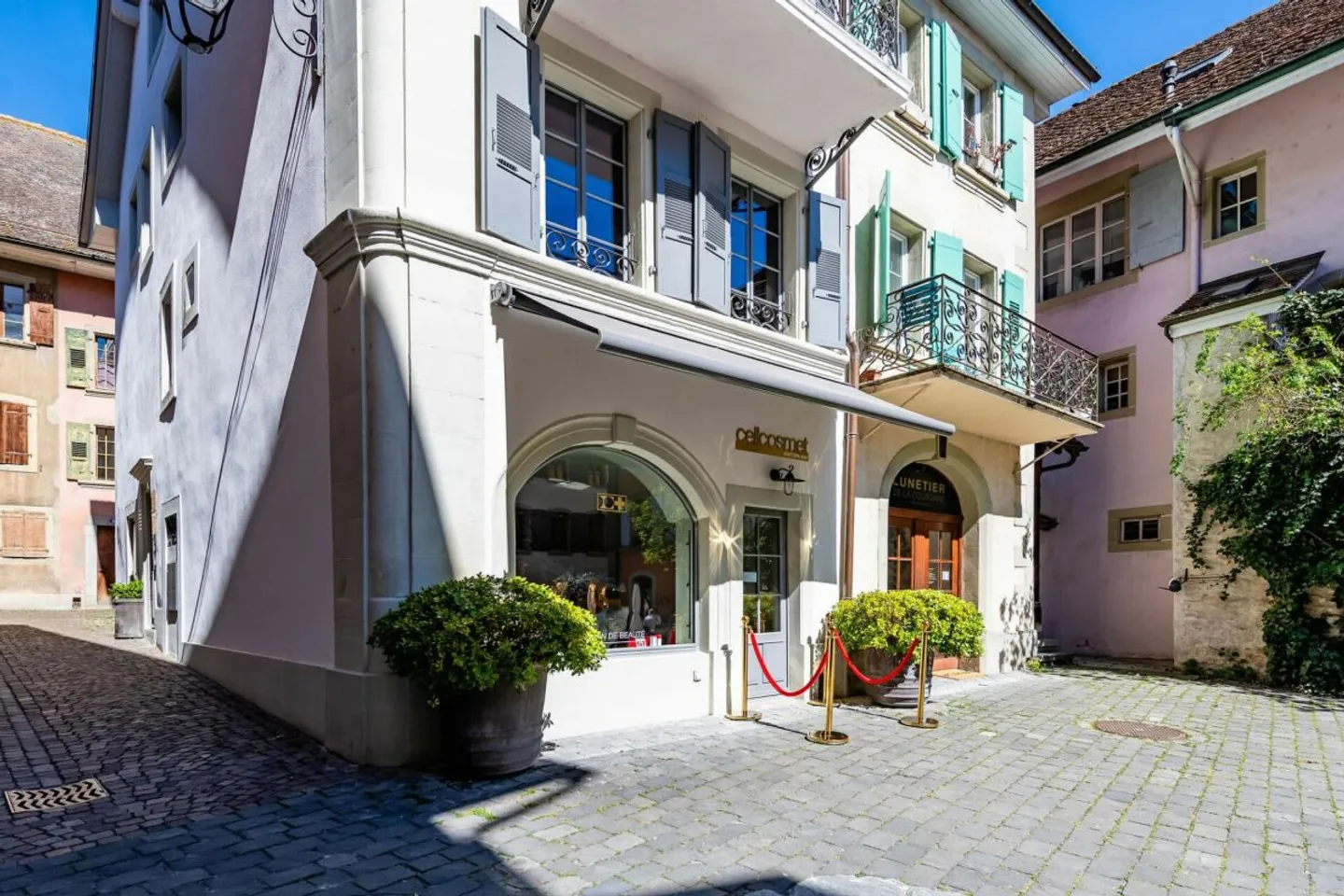 LUTRY - Ein einzigartiger Ort im Herzen des Dorfes | Wohn-, Gewerbe- oder Boutique-Hotel - Foto 13 von 13