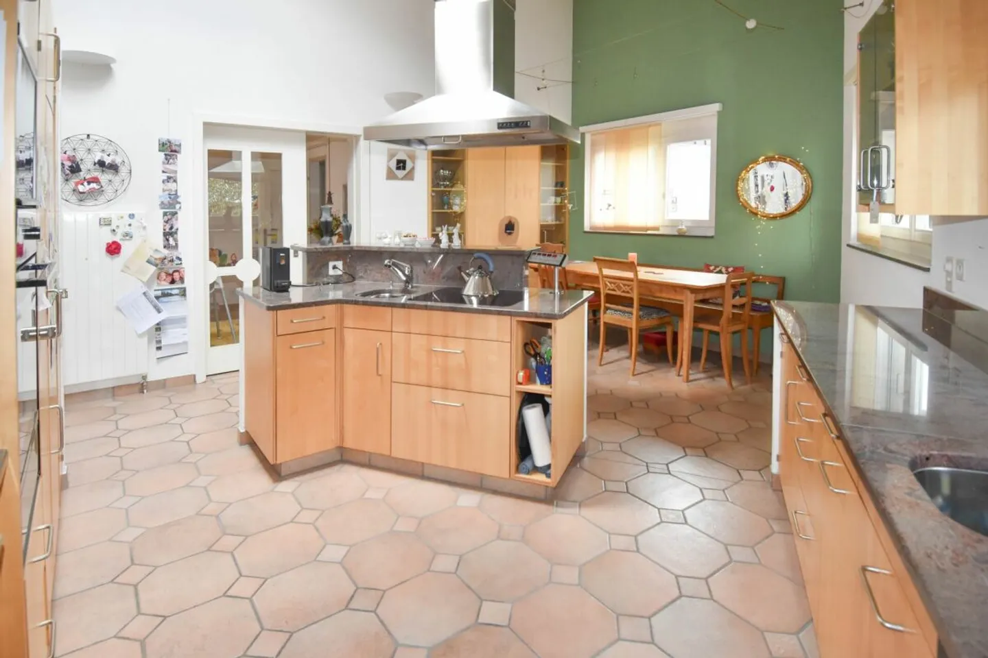 Une maison pleine de chaleur, d'espace et de qualité de vie - Photo 5 sur 13